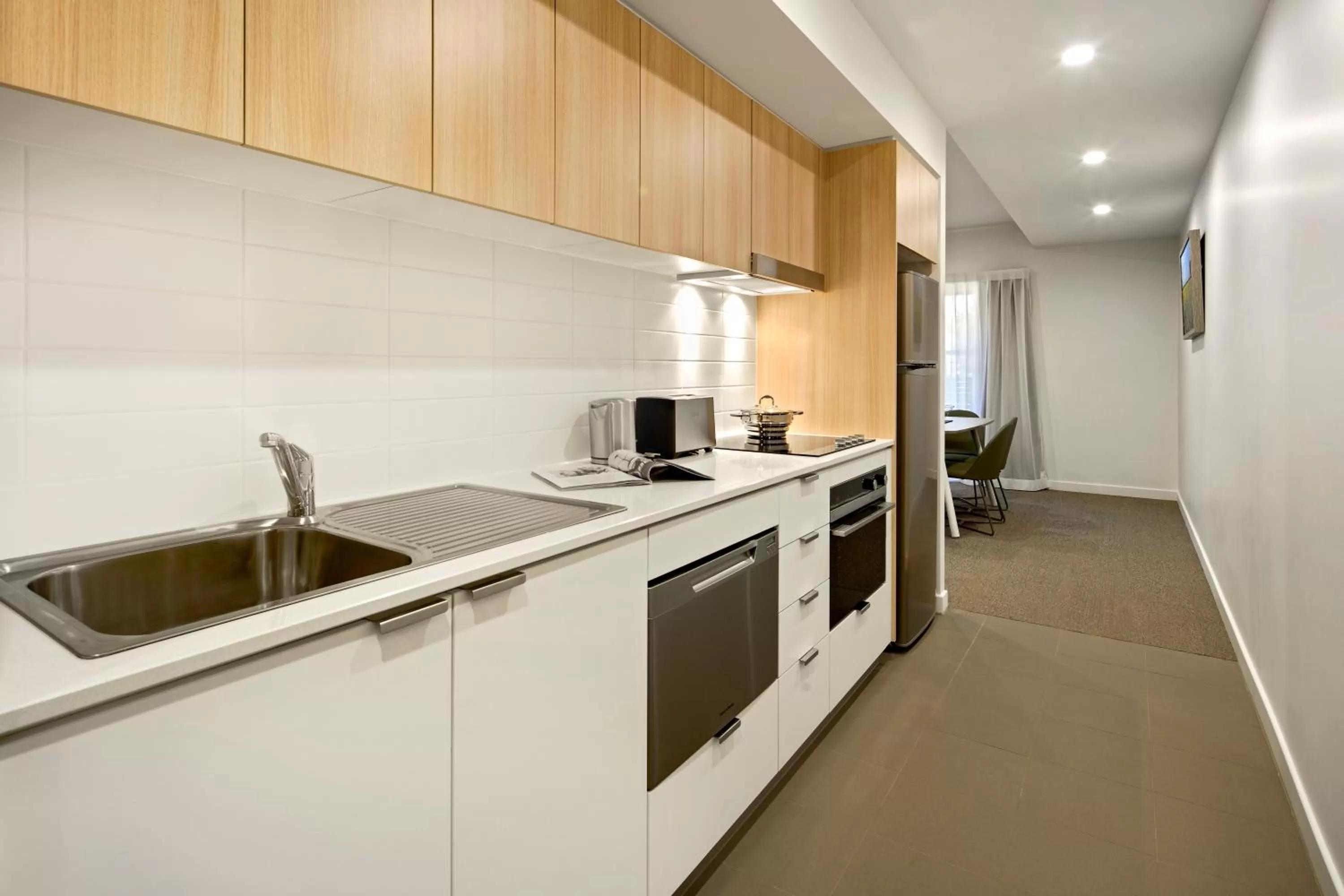 Kitchen or kitchenette in Quest Griffith