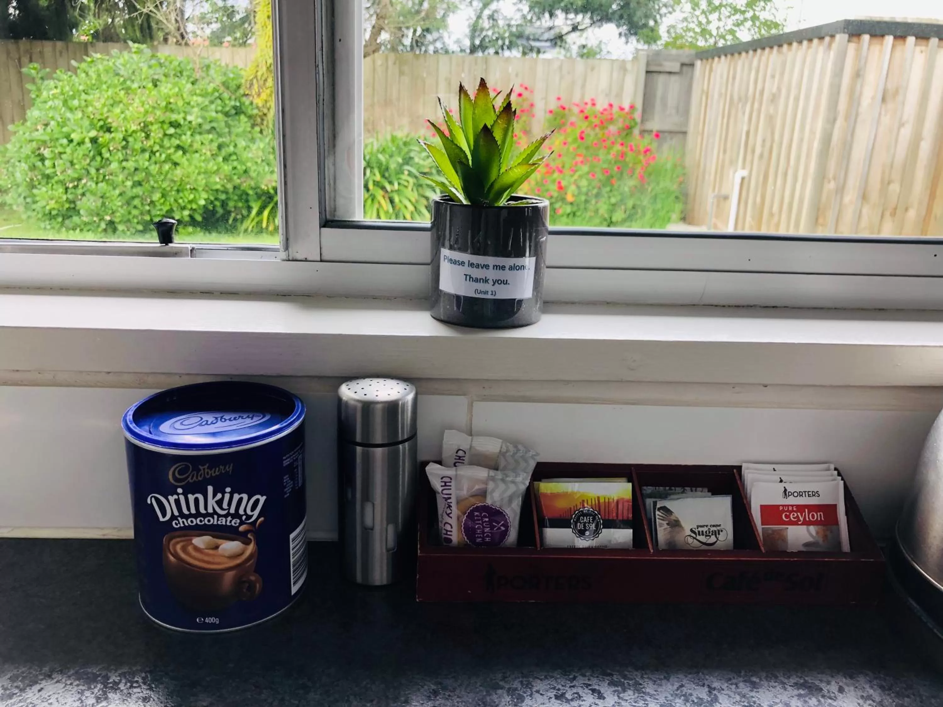 Kitchen or kitchenette in Red Rock Thermal Motel - Mineral Pool
