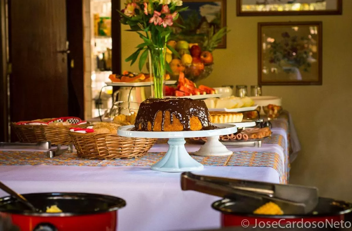 Breakfast, Restaurant/Places to Eat in Pousada Serra do Luar