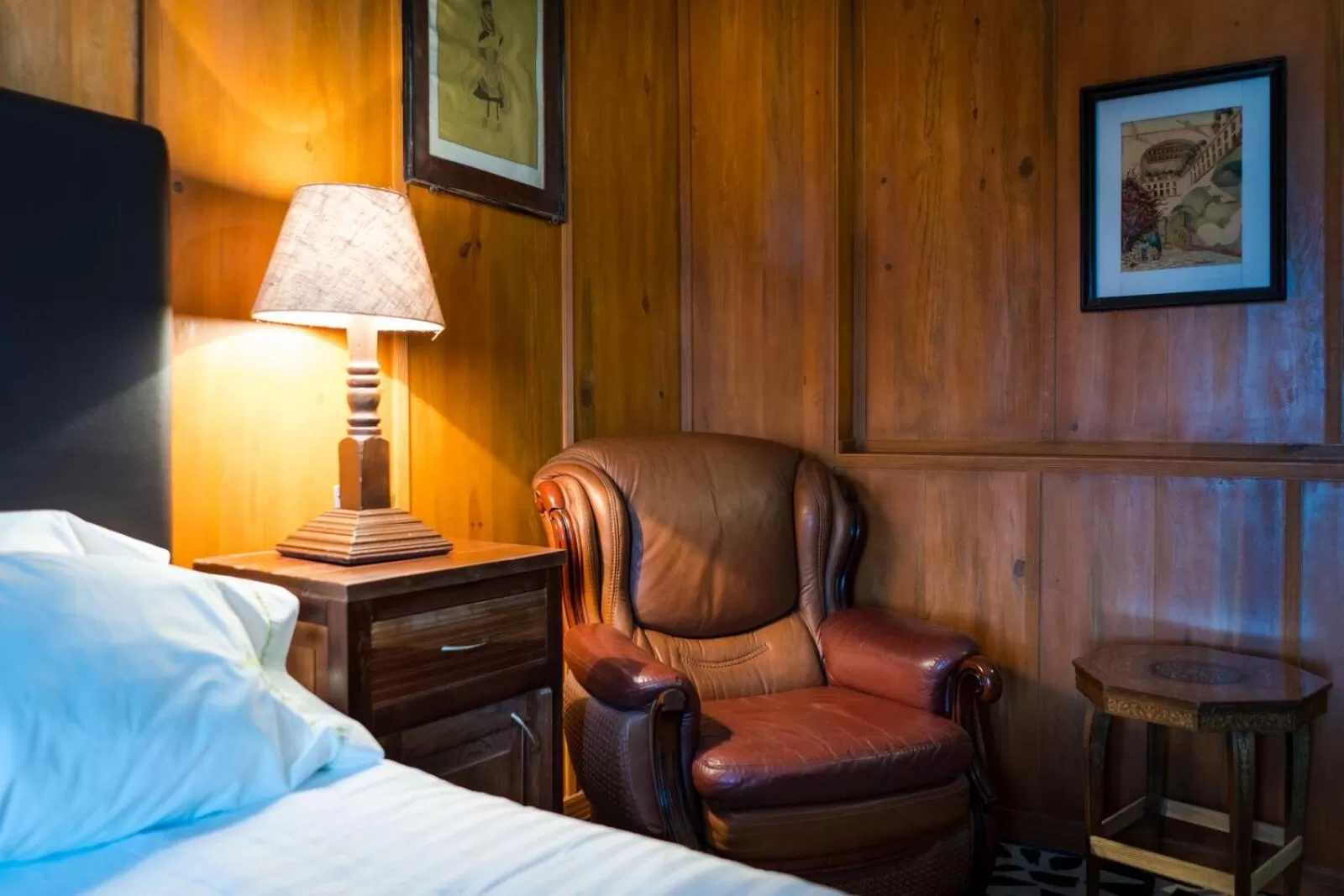 Seating area, Bed in Hotel Vitorina