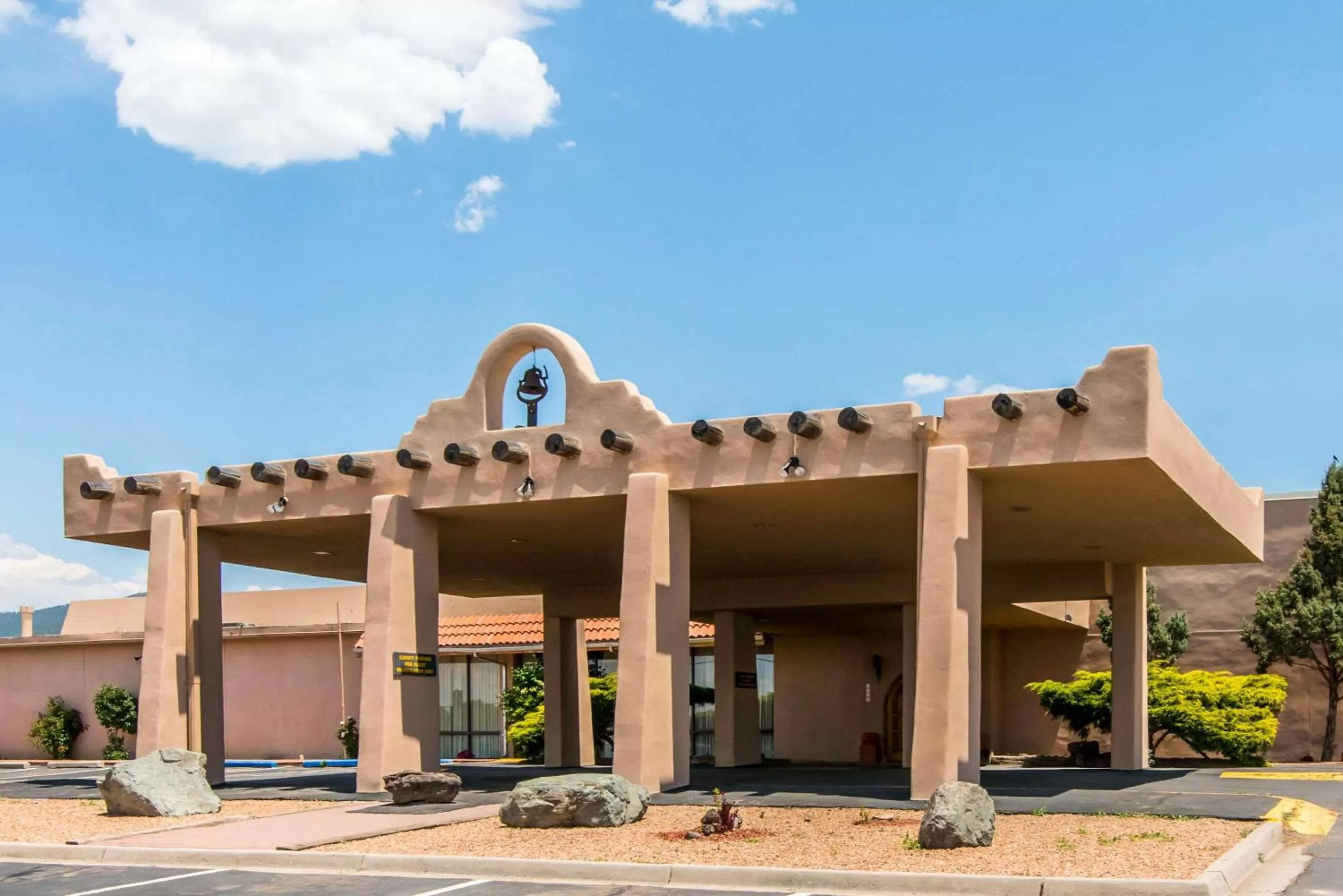 Property building in Quality Inn Taos