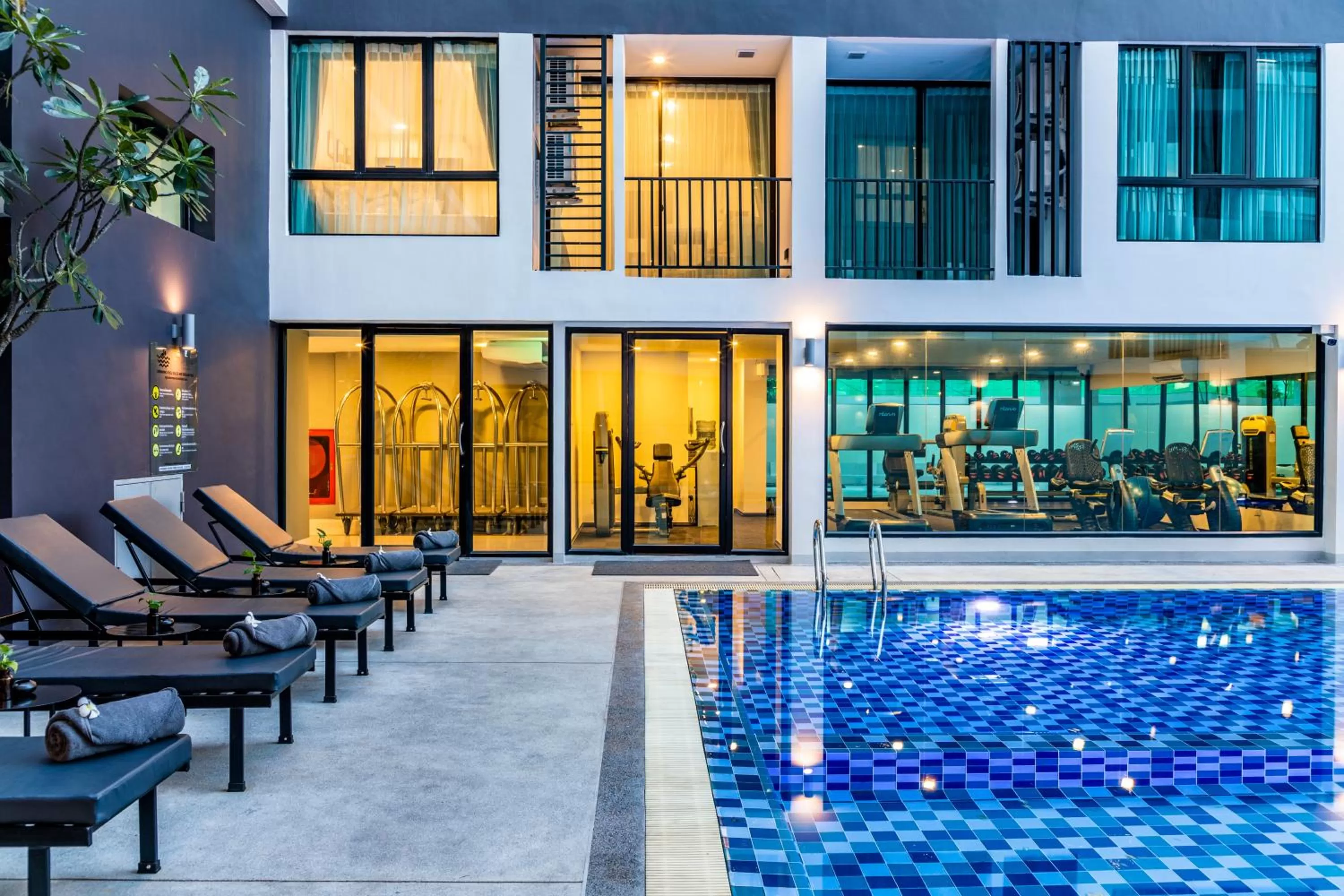 Swimming pool in The Rizin