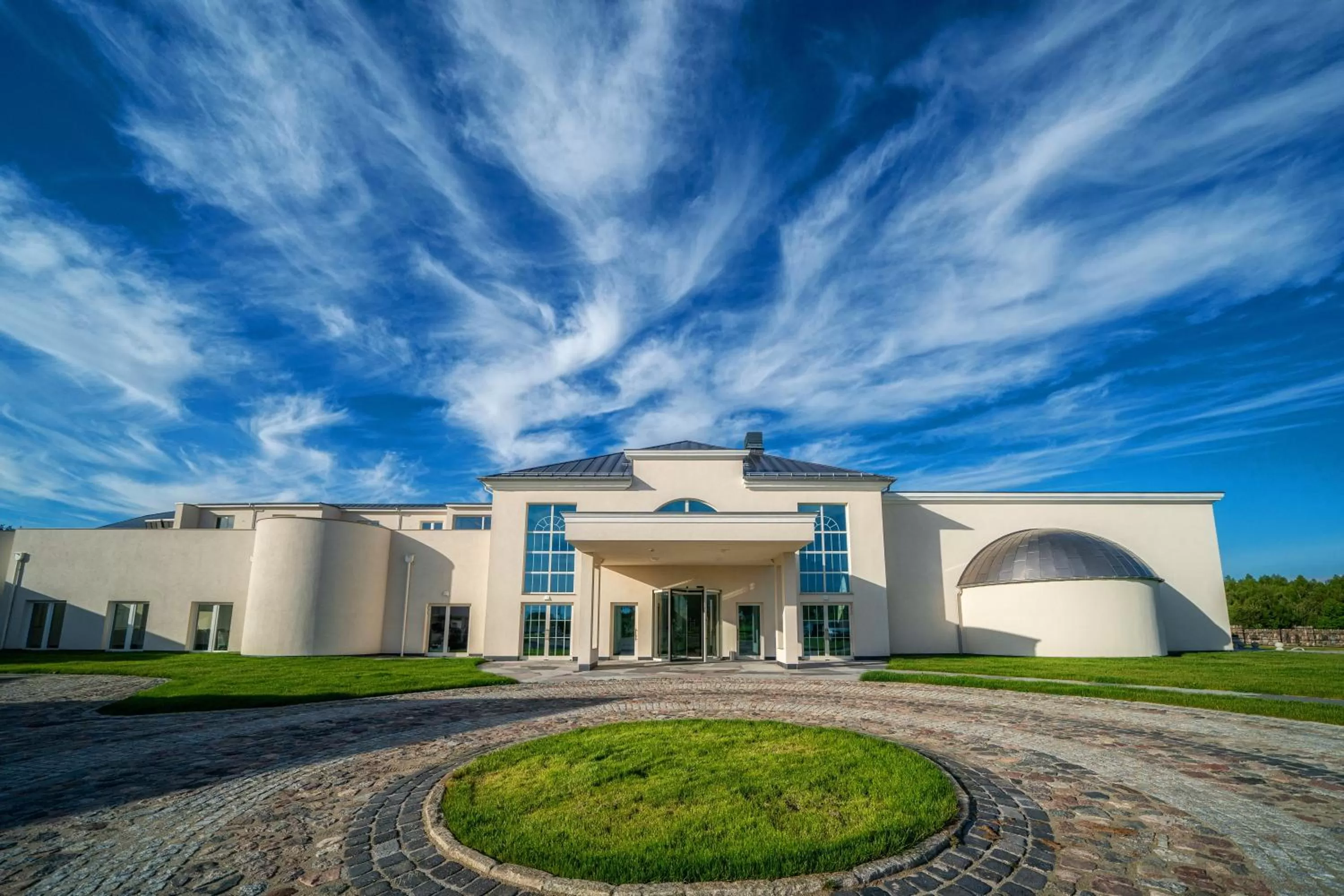 Property building in Hotel Kiston