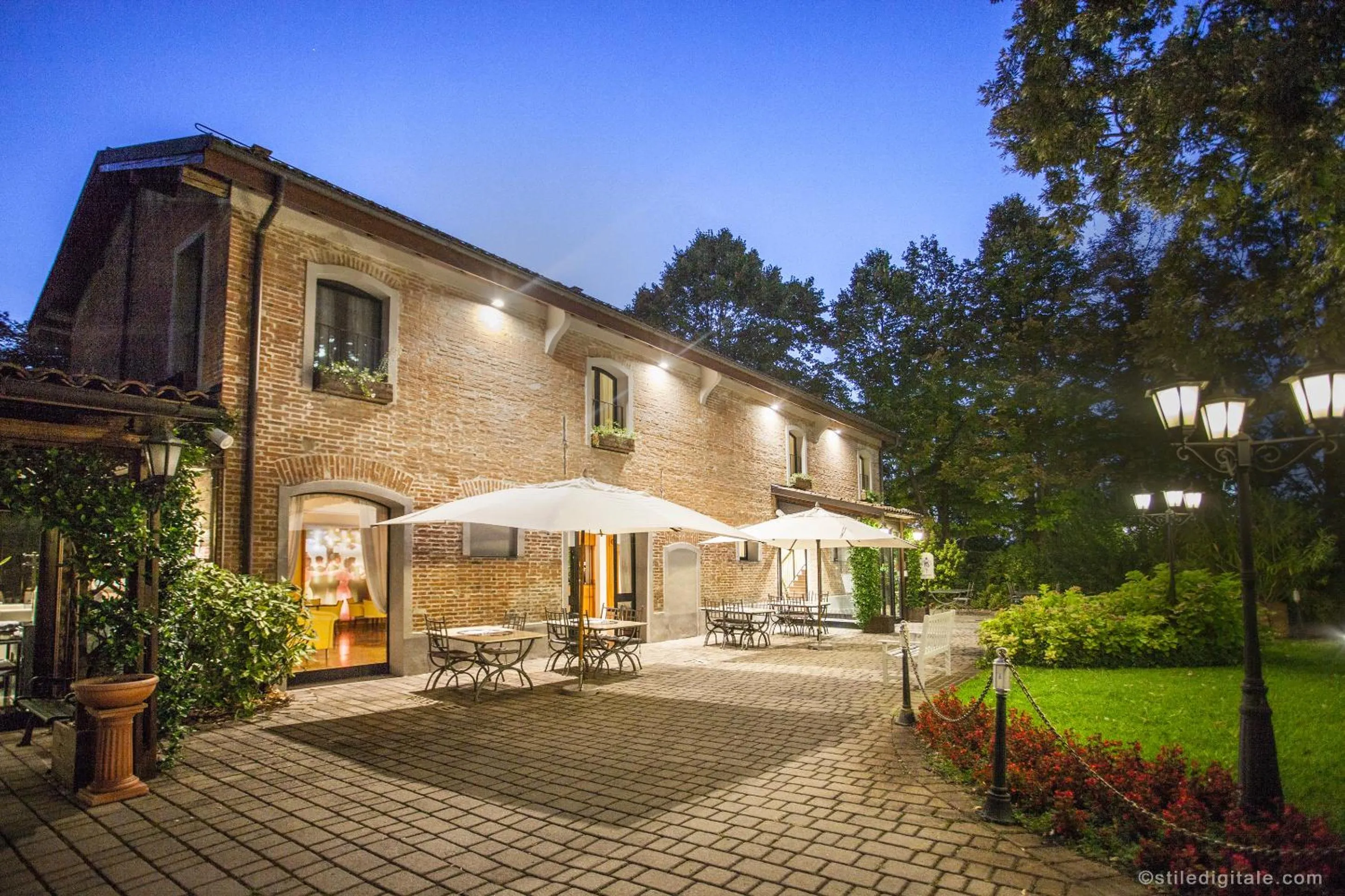 Garden view in Savoia Hotel Country House Bologna