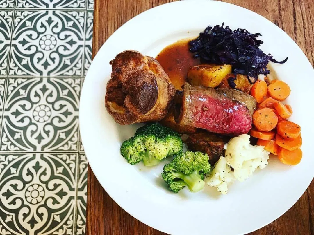 Dining area in The Mousetrap Inn