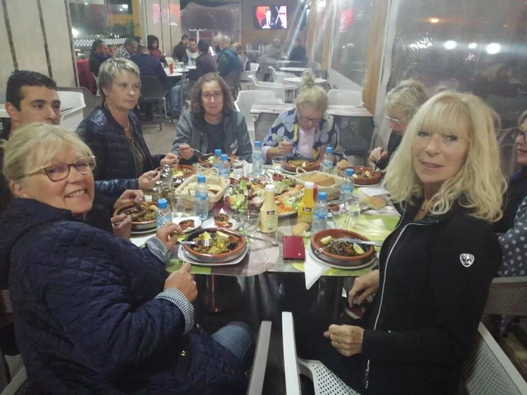 Hôtel Hadaik Ain Asserdoune