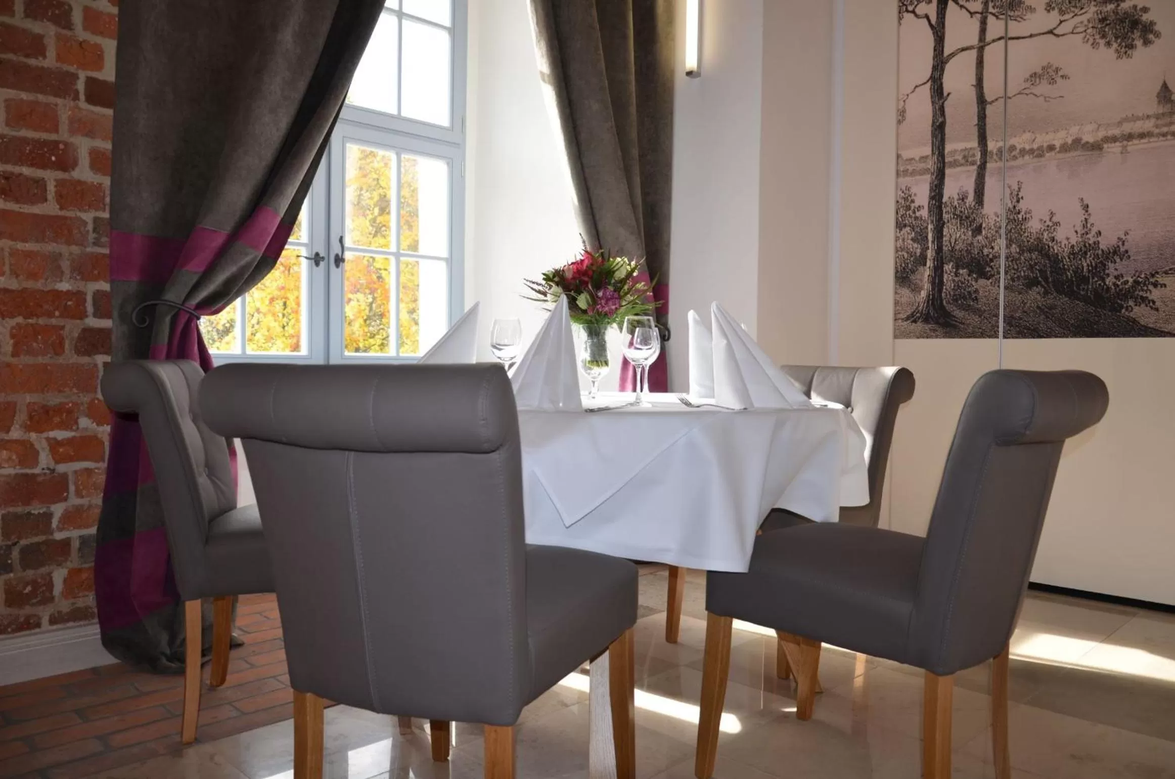 Restaurant/places to eat in Centrum Konferencyjne Zamek