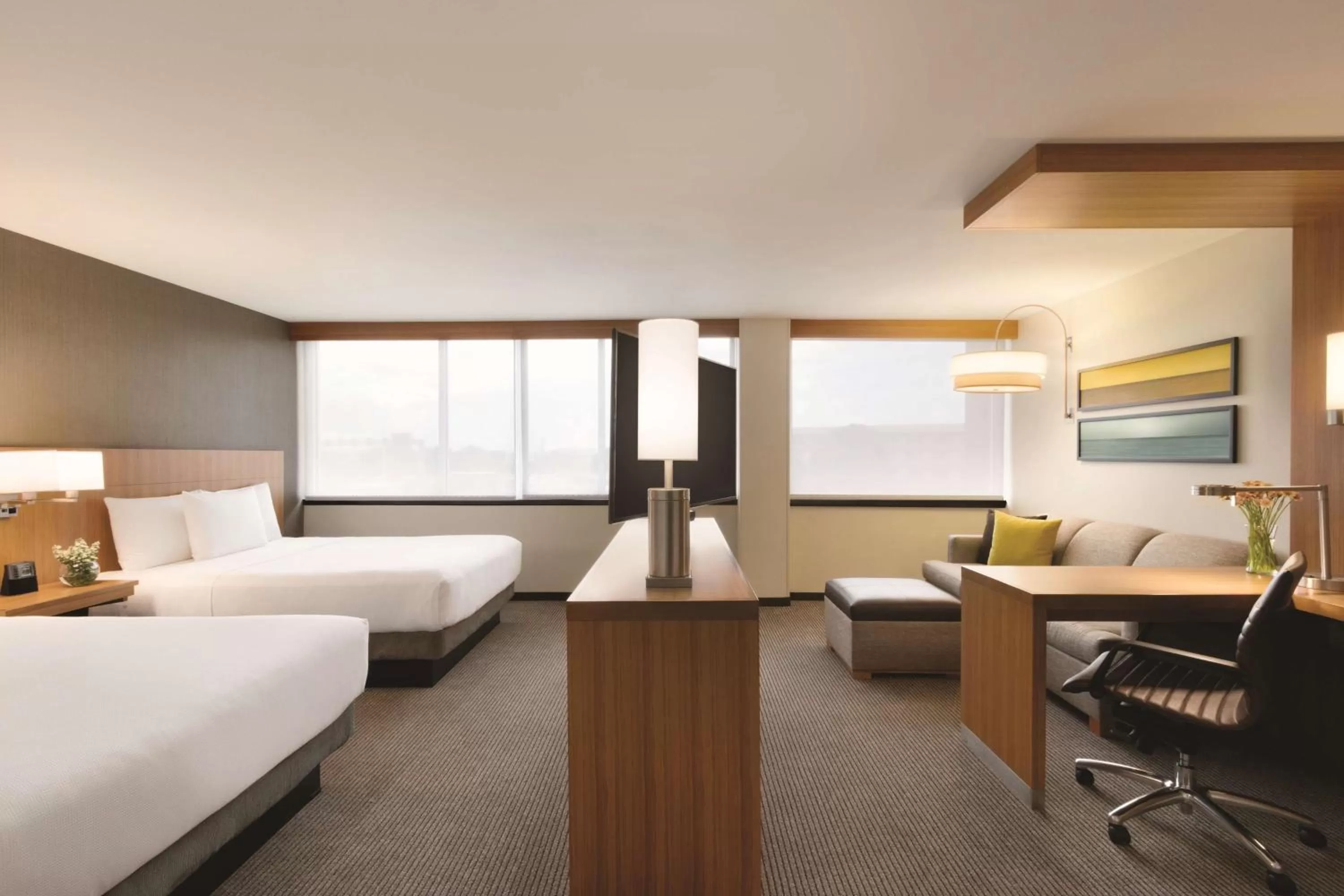 Photo of the whole room, Bed in Hyatt Place Chicago O'Hare Airport
