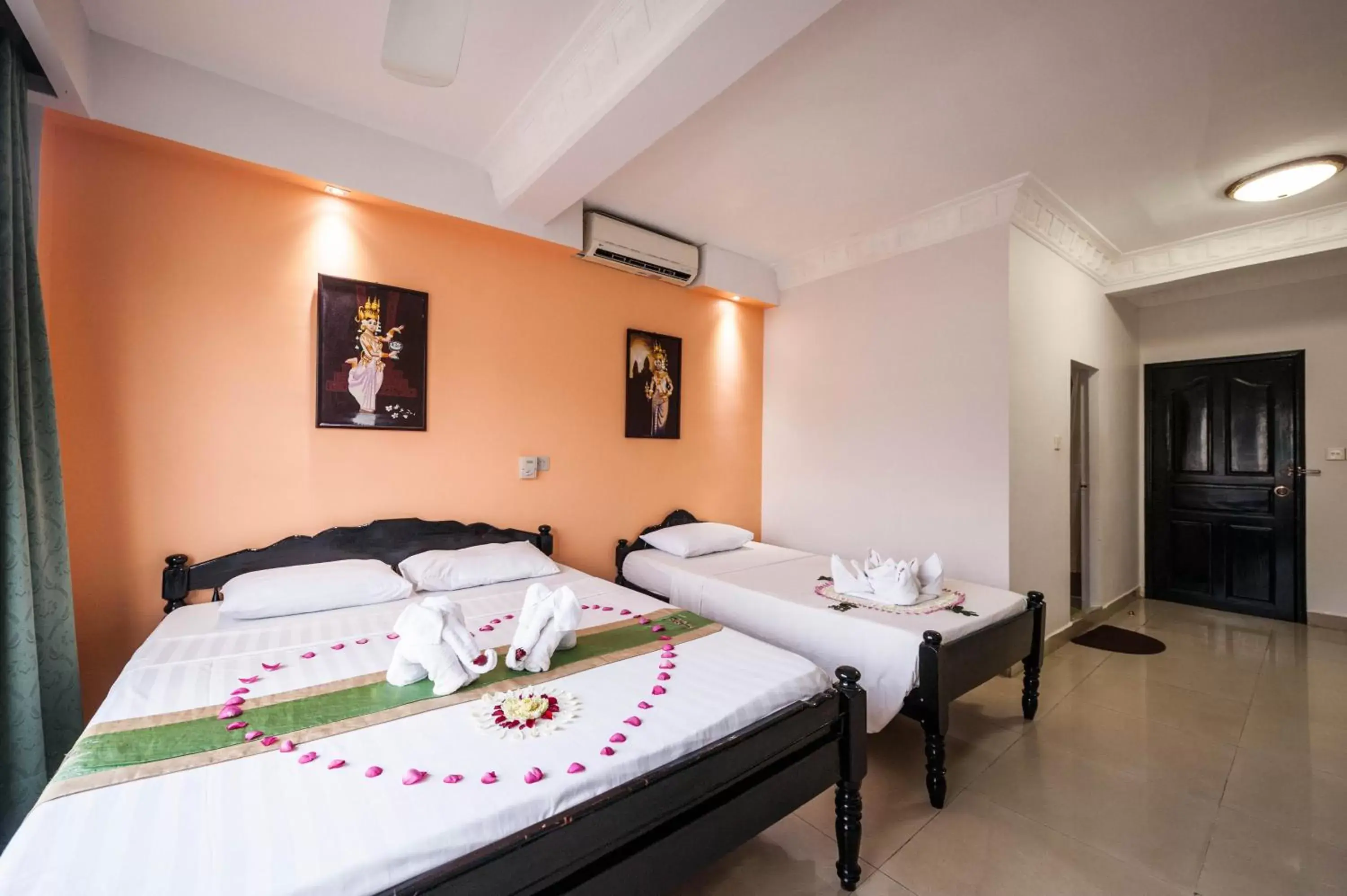 Standard Triple Room in Angkor International Hotel Standard Triple Room in Angkor International Hotel