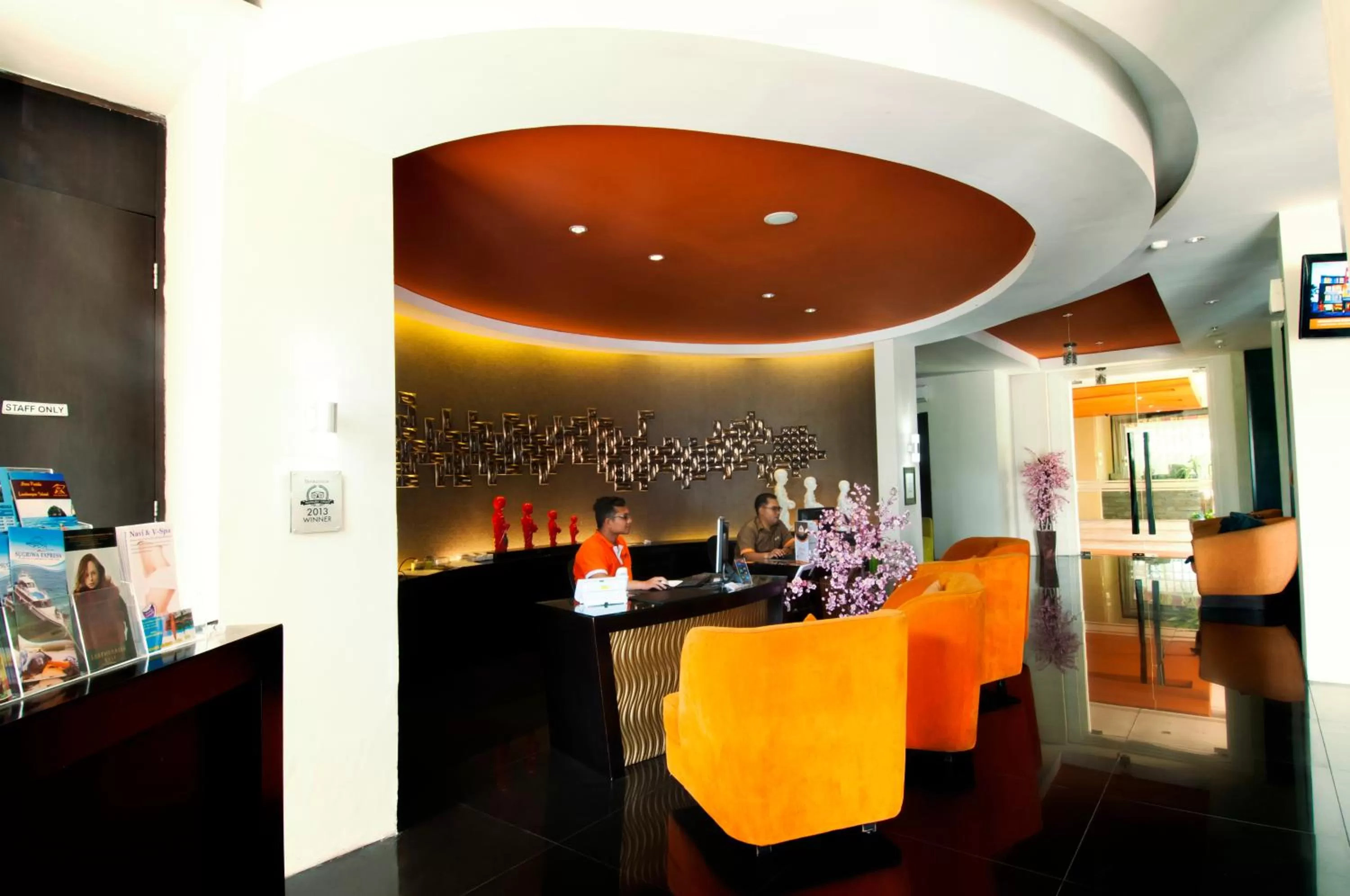 Lobby or reception in 100 Sunset Kuta Hotel & Ballroom