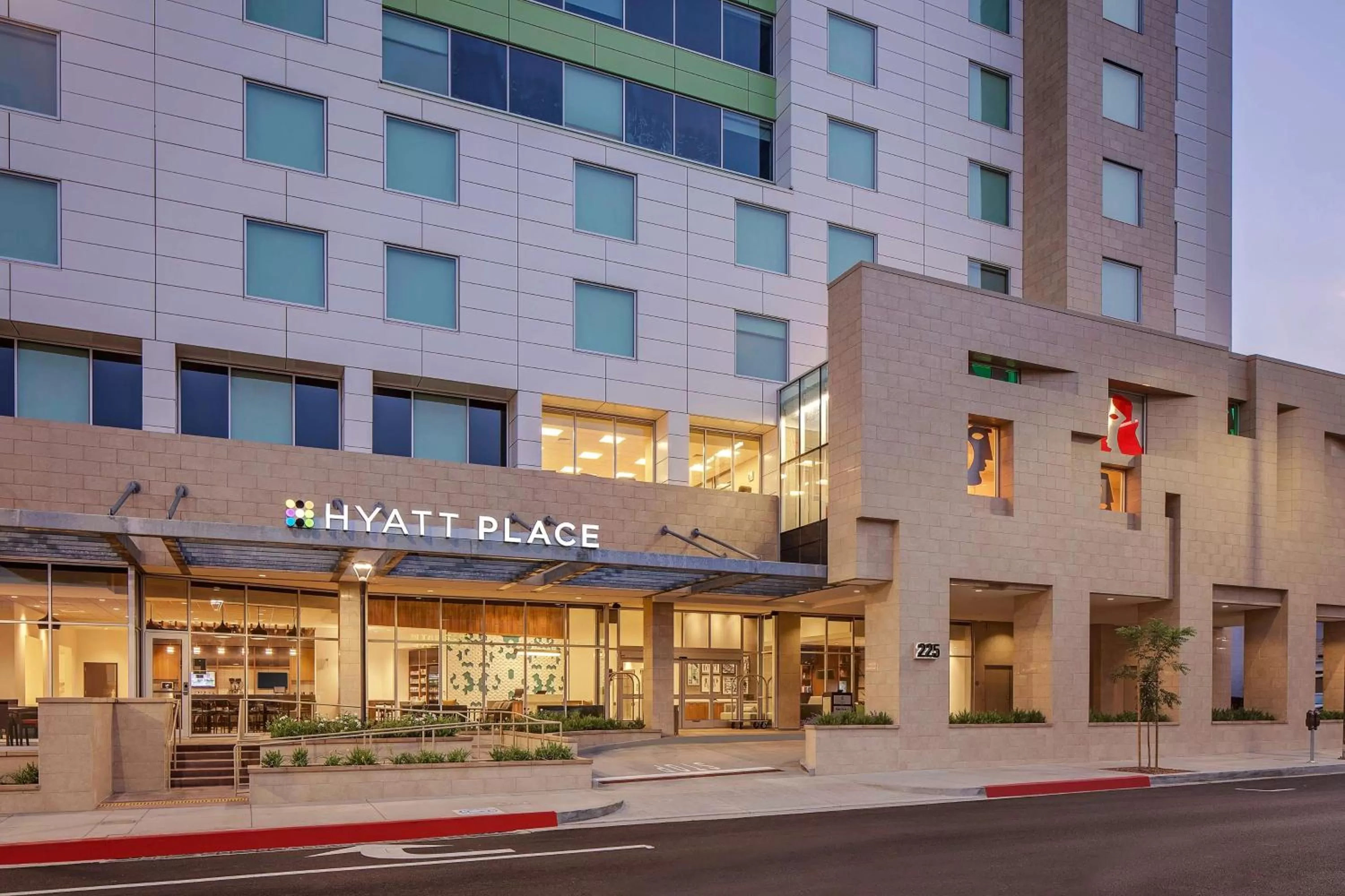 Property building in Hyatt Place Glendale/Los Angeles