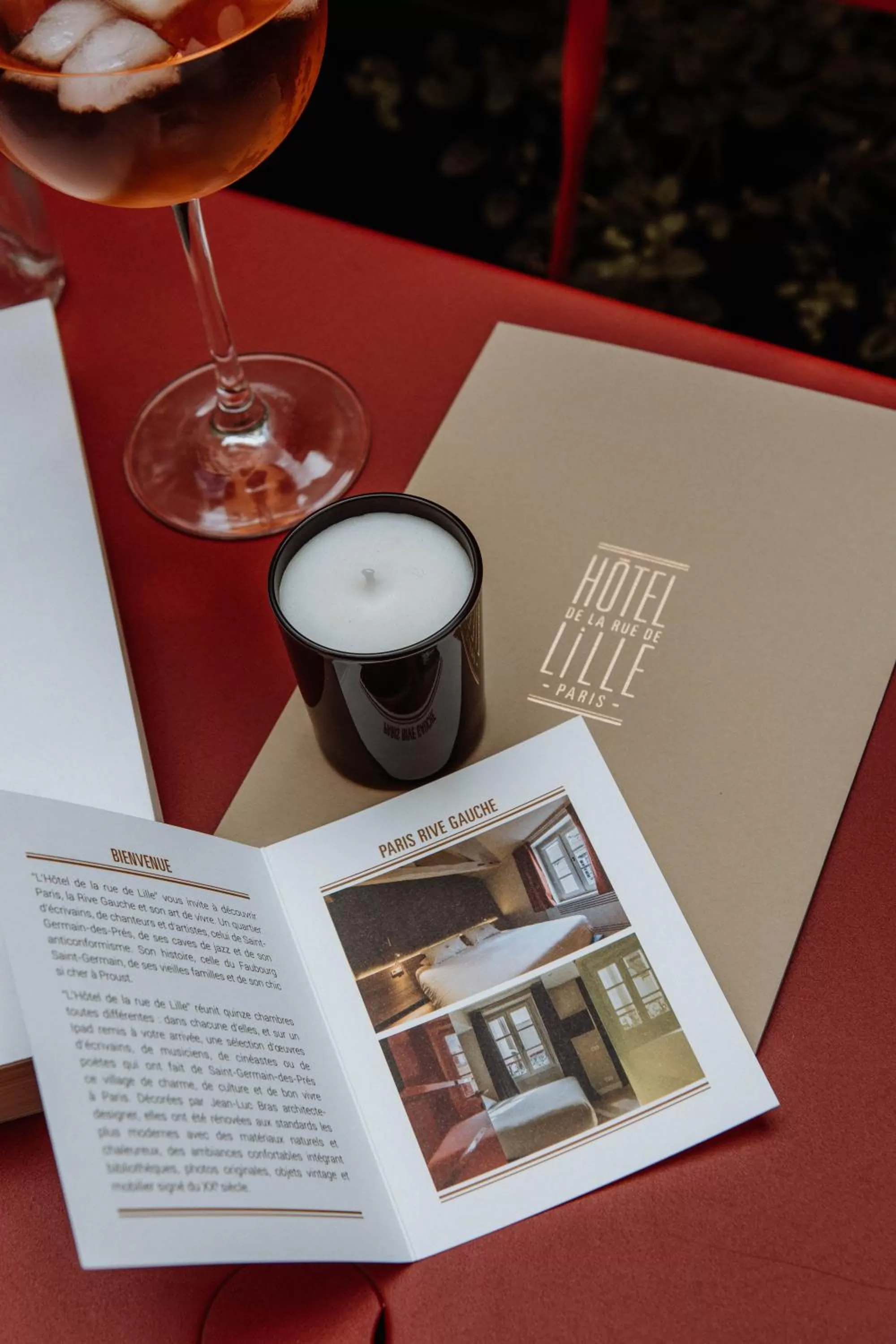 Decorative detail in Hôtel de Lille - Saint-Germain des Près