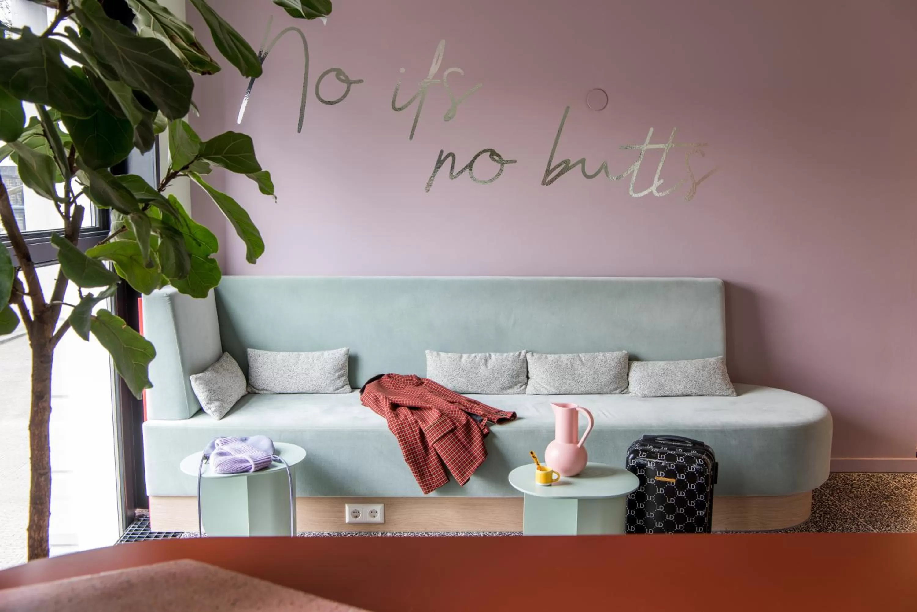 Coffee/tea facilities in Hotel Unplugged