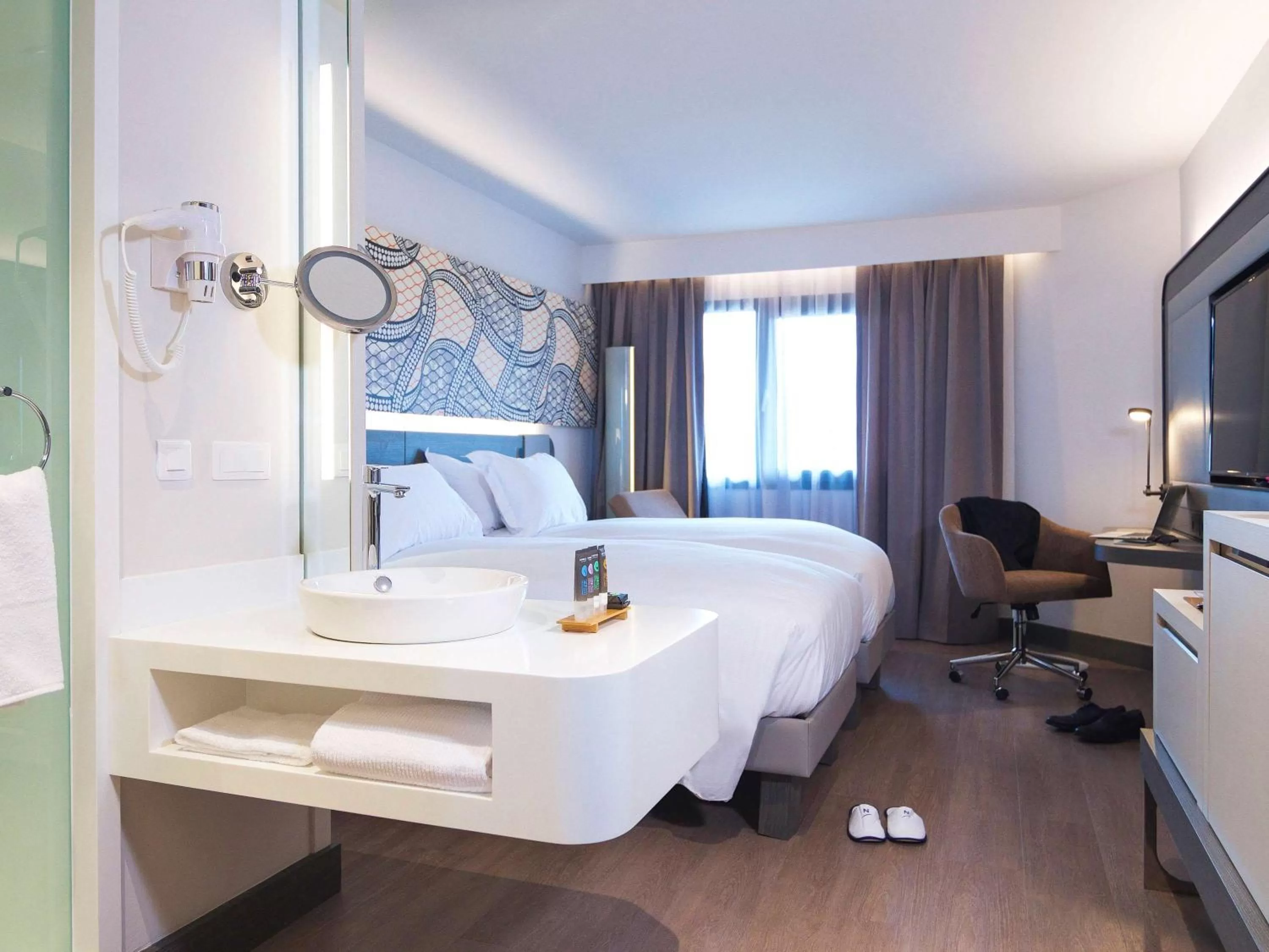 Photo of the whole room, Bed in Novotel Cotonou Orisha