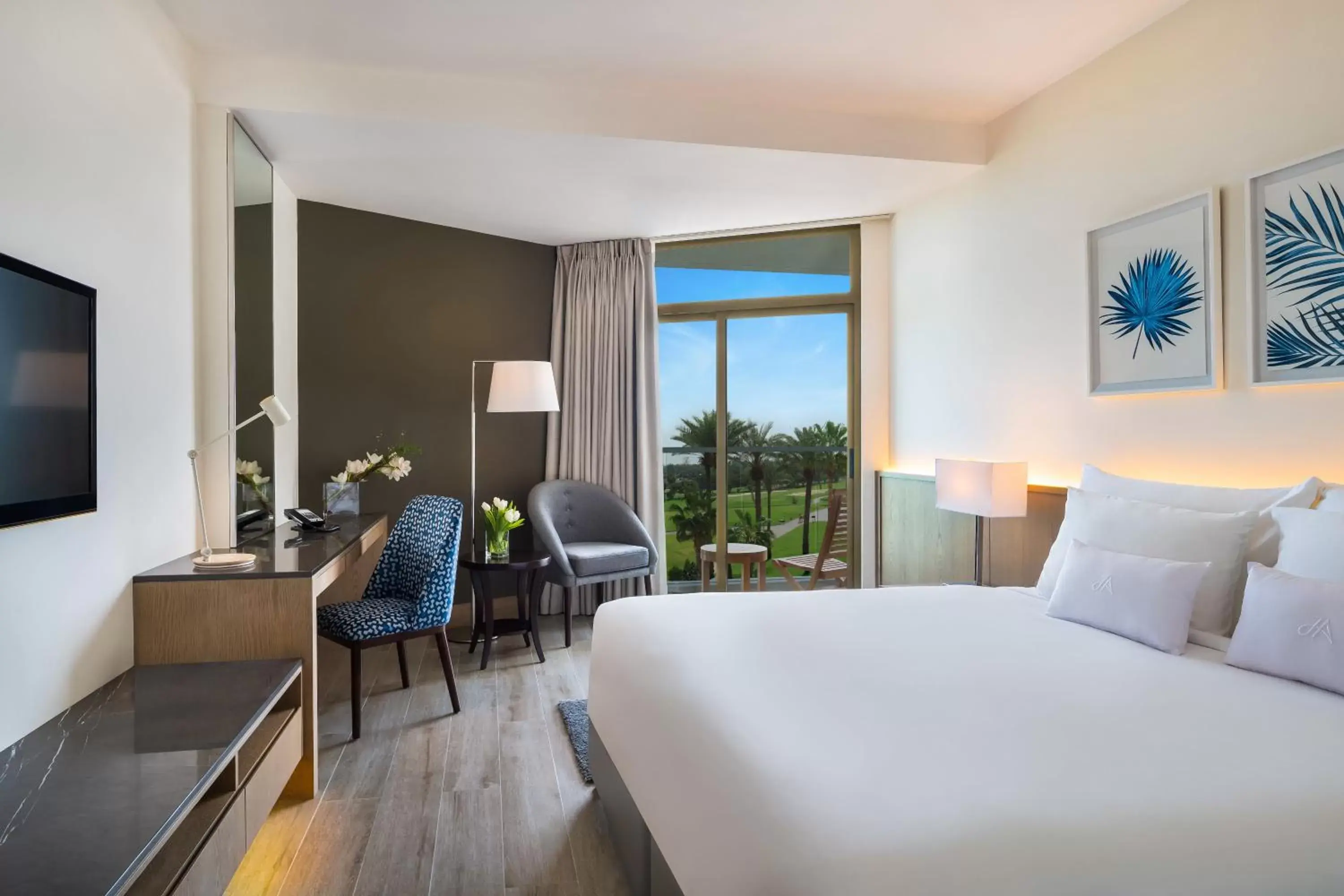 Resort Room with Balcony, Beach Access & Free Shuttle to Shopping Malls in JA Beach Hotel, Dubai Resort Room with Balcony, Beach Access & Free Shuttle to Shopping Malls in JA Beach Hotel, Dubai