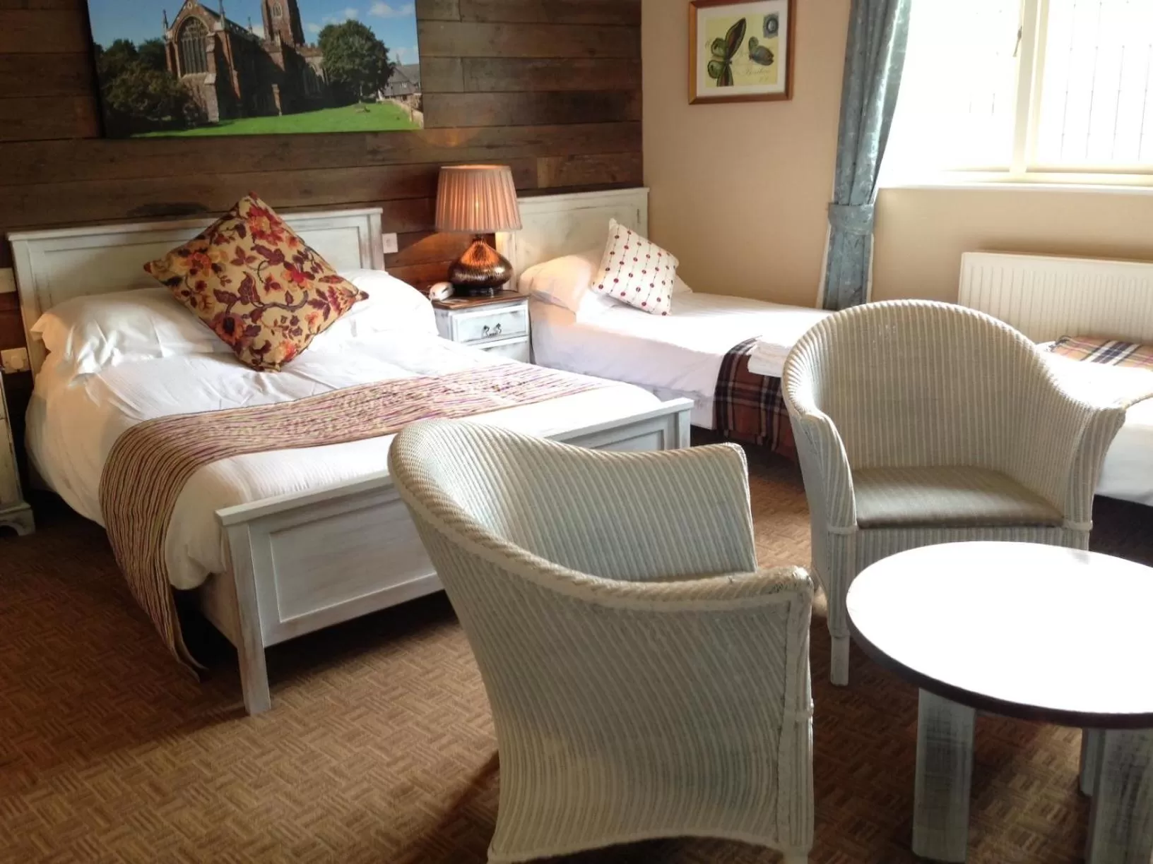 TV and multimedia in The Waterman's Arms