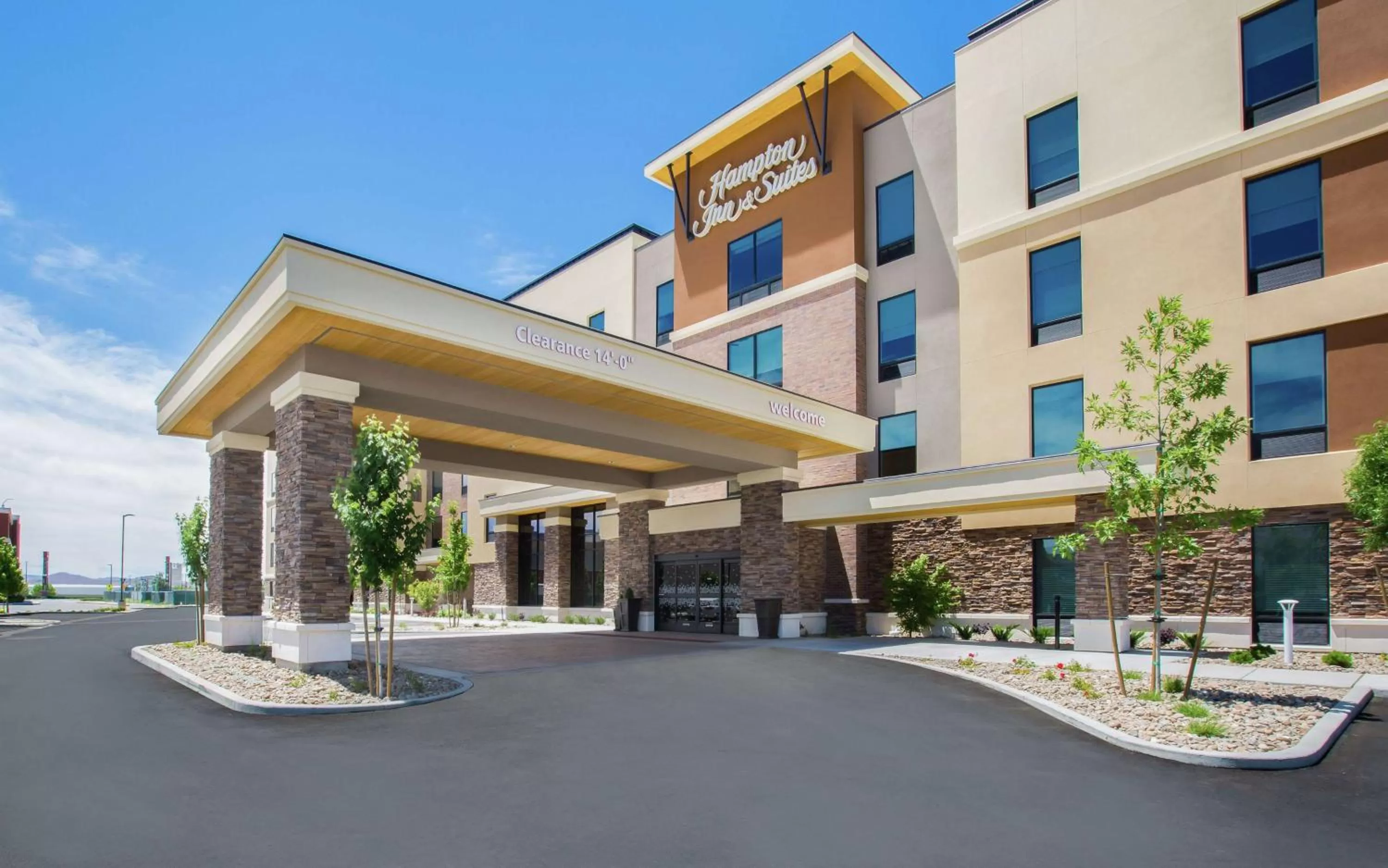 Property building in Hampton Inn & Suites Reno/Sparks