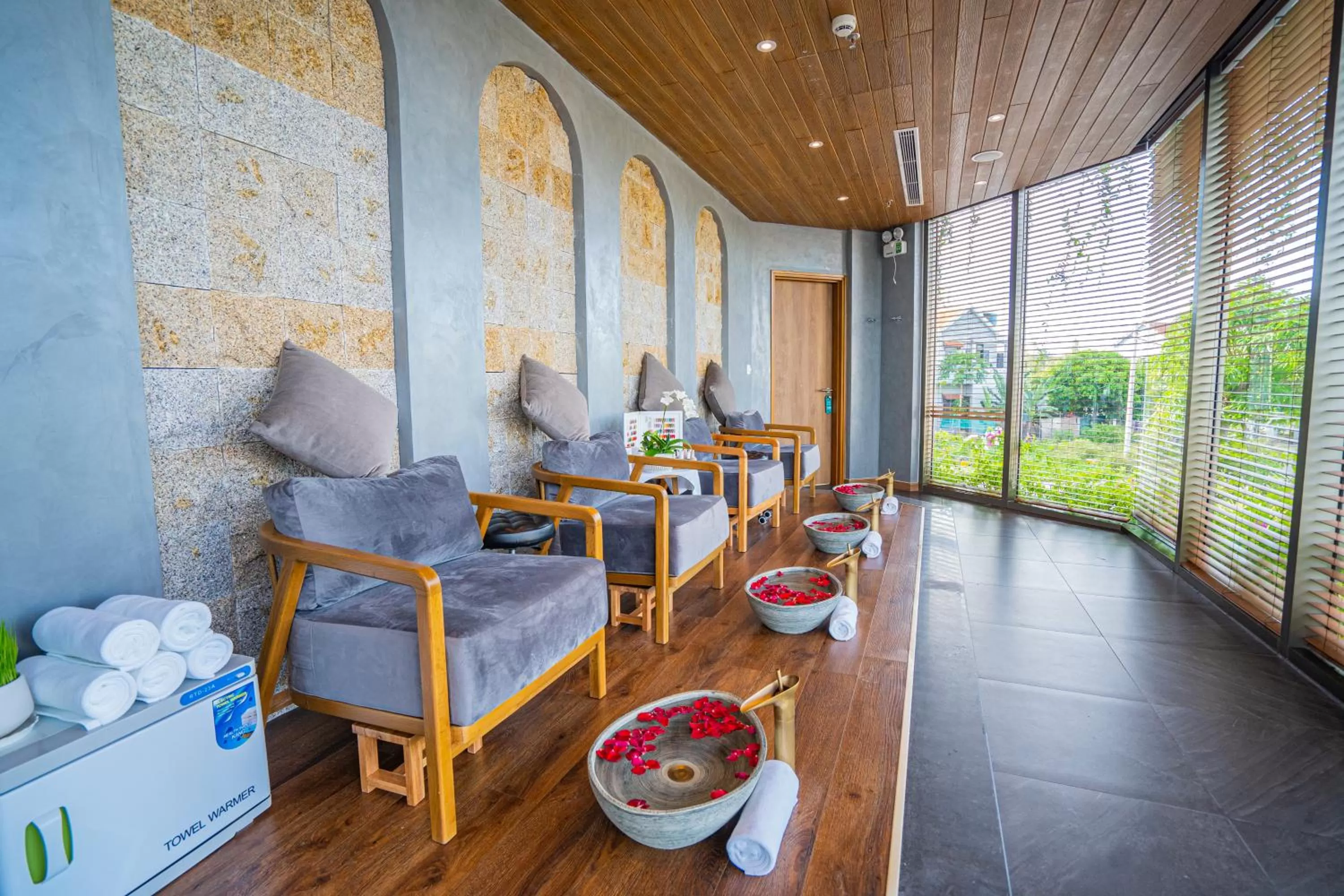 Massage in Bellerive Hoi An Resort and Spa