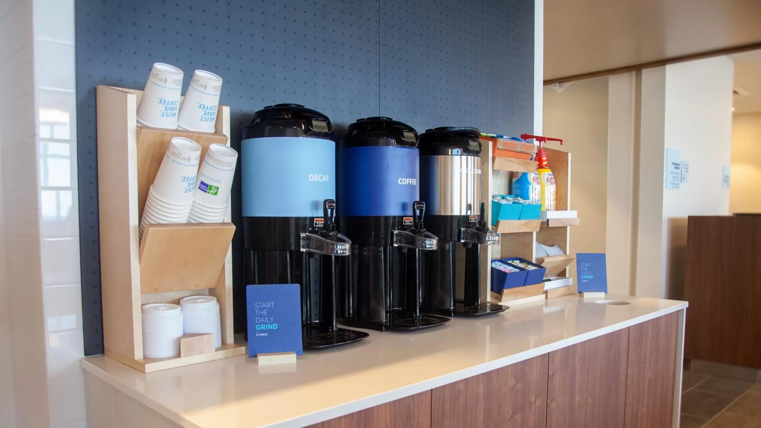 Breakfast in Holiday Inn Express & Suites Panama City Beach - Beachfront by IHG