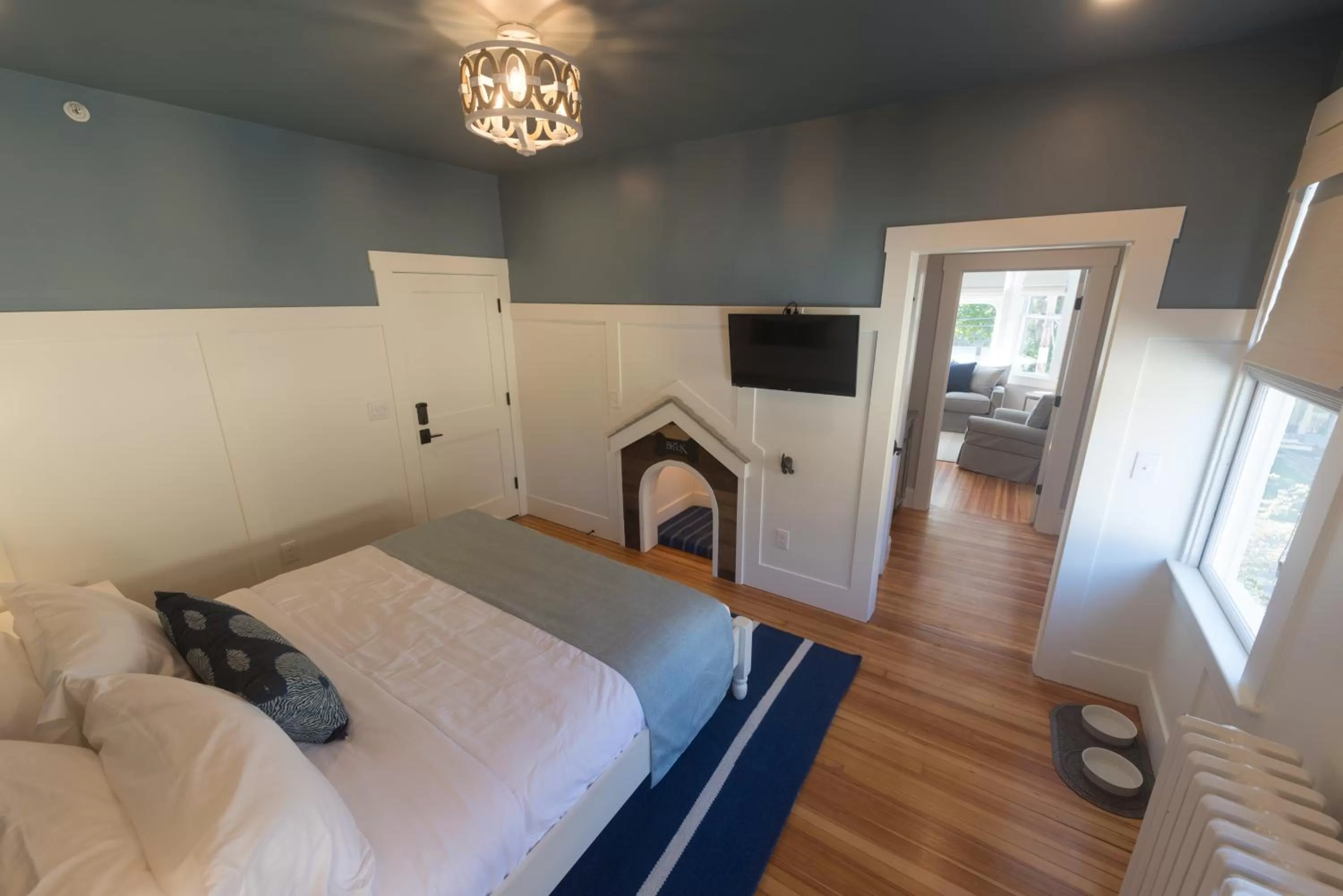 Bed in Paws on Pelham