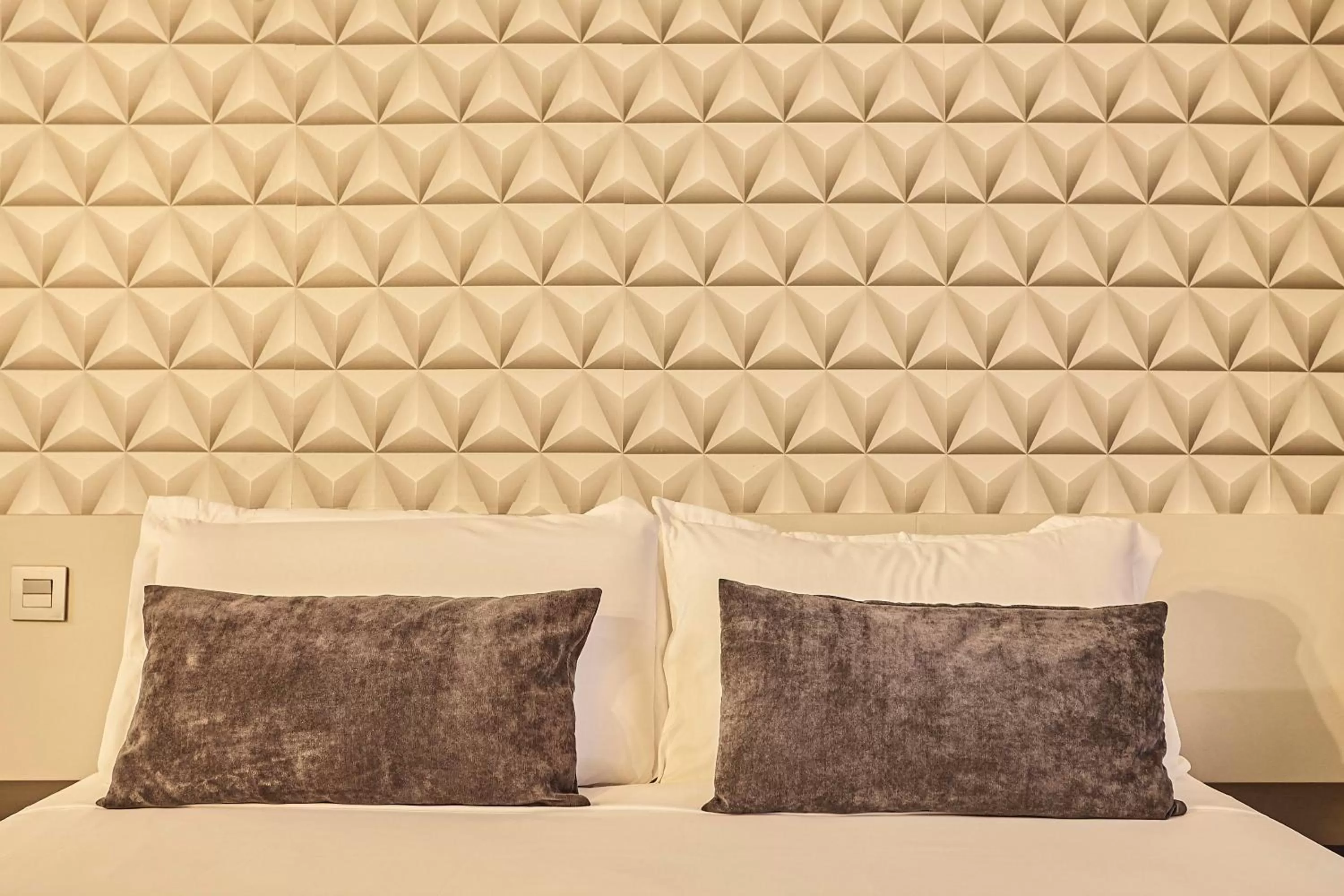 Bed in Hello Alicante Apartamentos