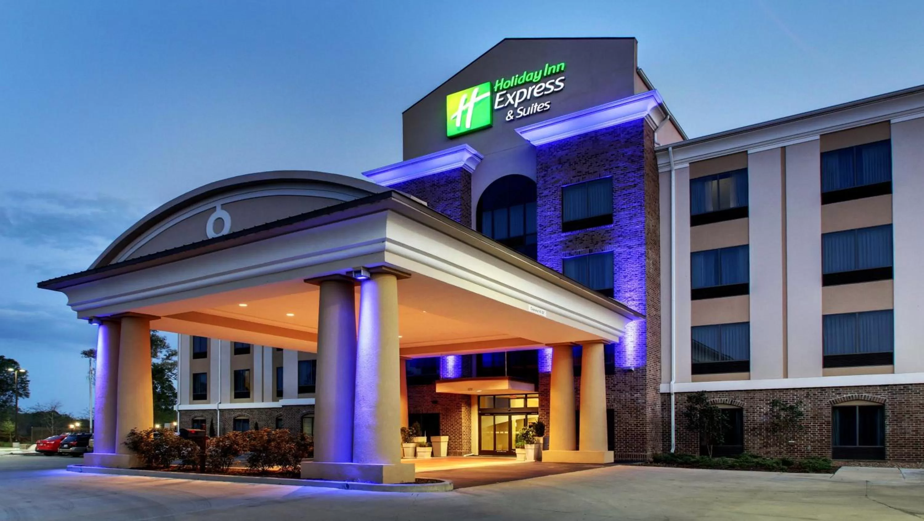 Property building in Holiday Inn Express Natchez South West by IHG