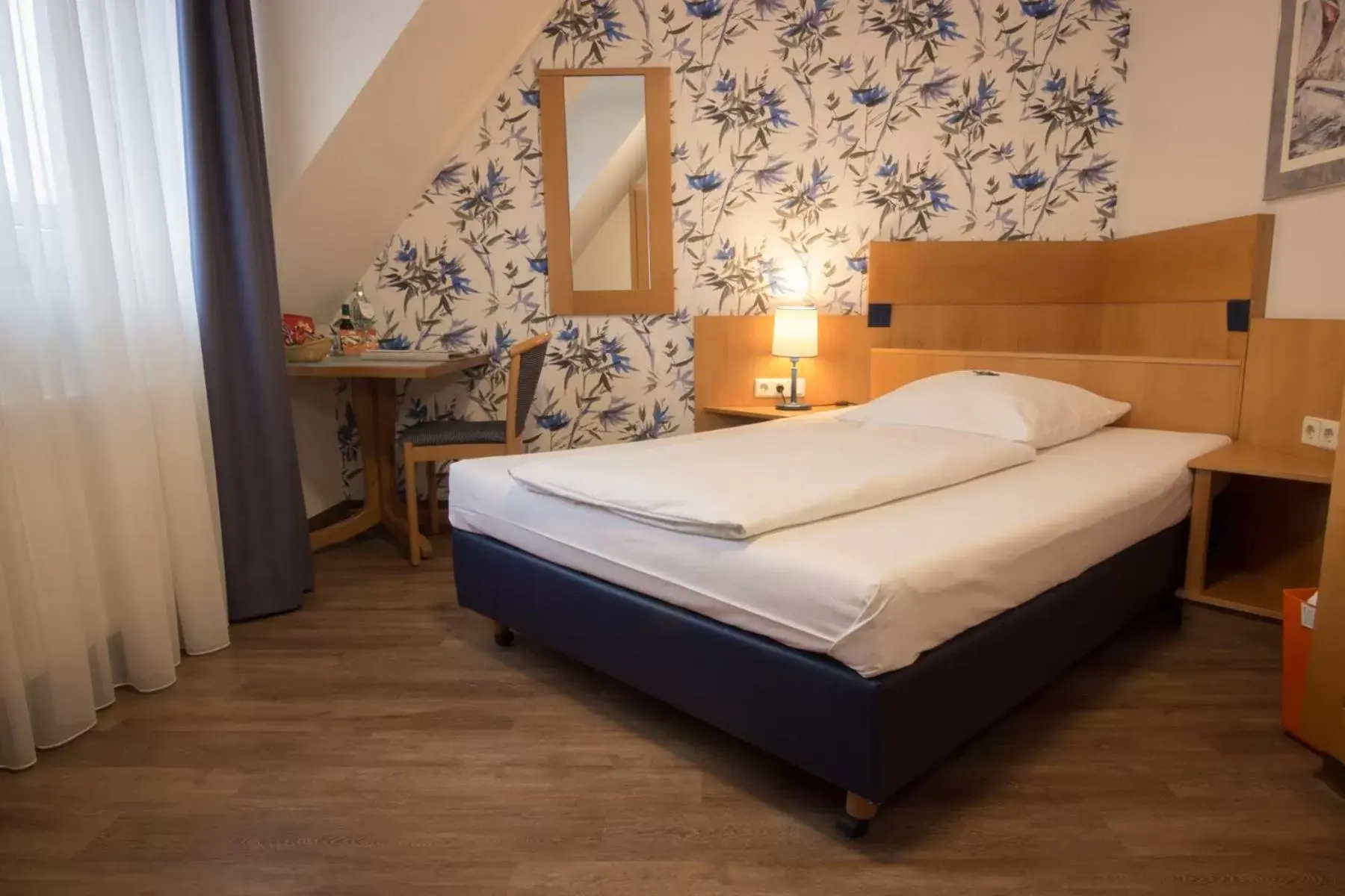 Single Room without Lake View in Seehotel Adler Single Room without Lake View in Seehotel Adler