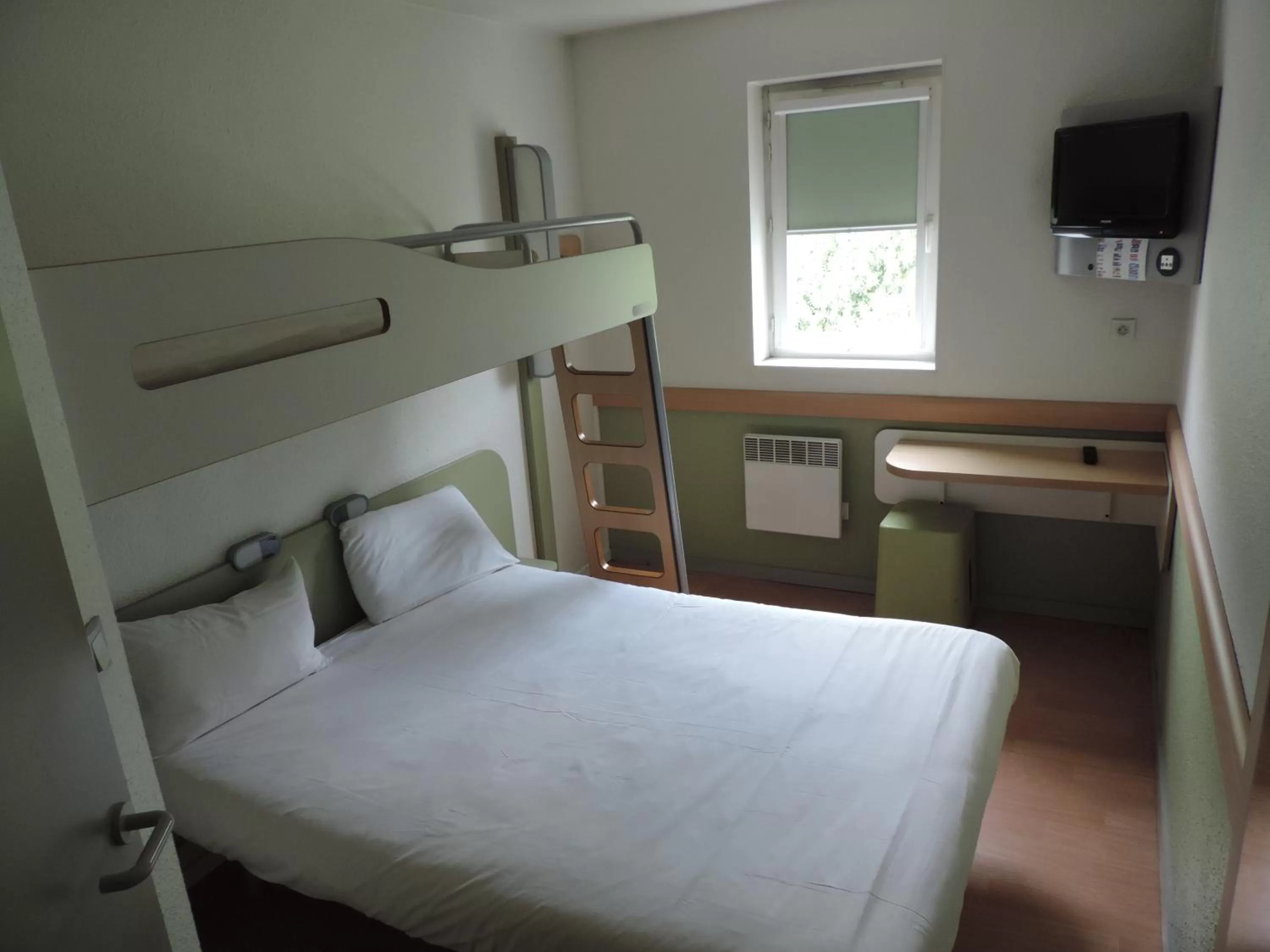 Bedroom, Room Photo in ibis budget Lille Wasquehal