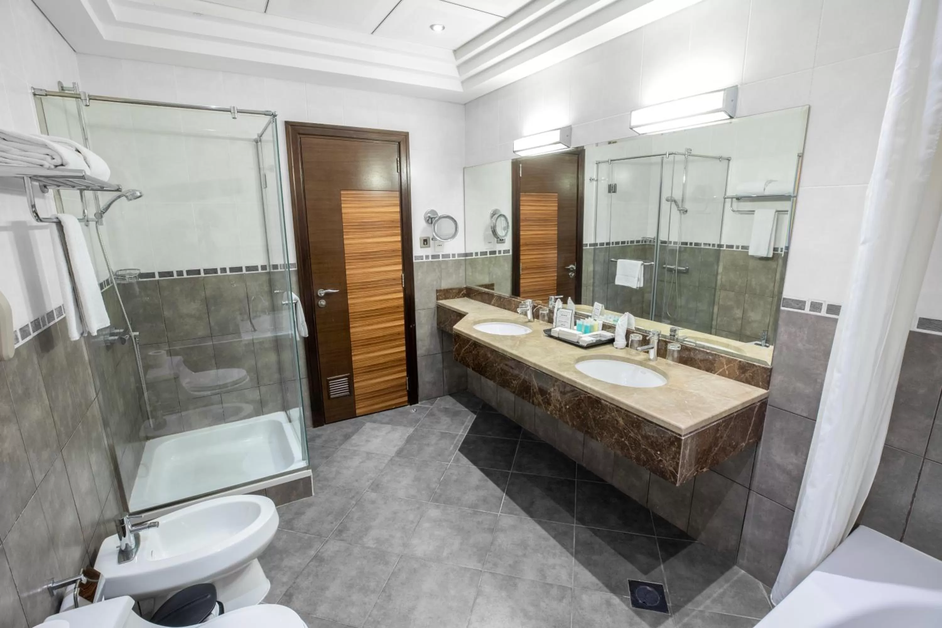 Bathroom in City Premiere Hotel Apartments - Dubai