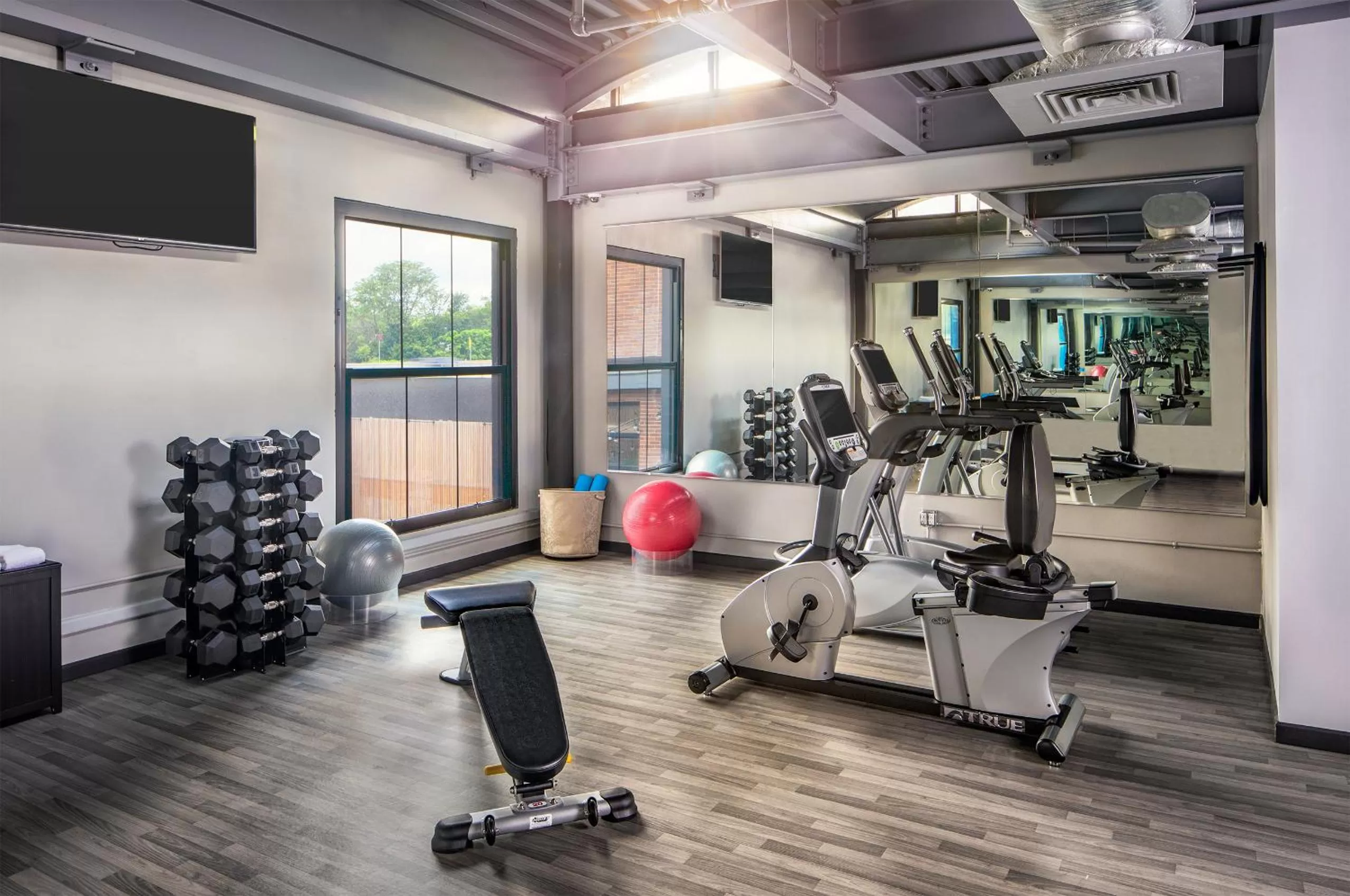 Fitness centre/facilities in Hotel Nyack, a JdV by Hyatt Hotel