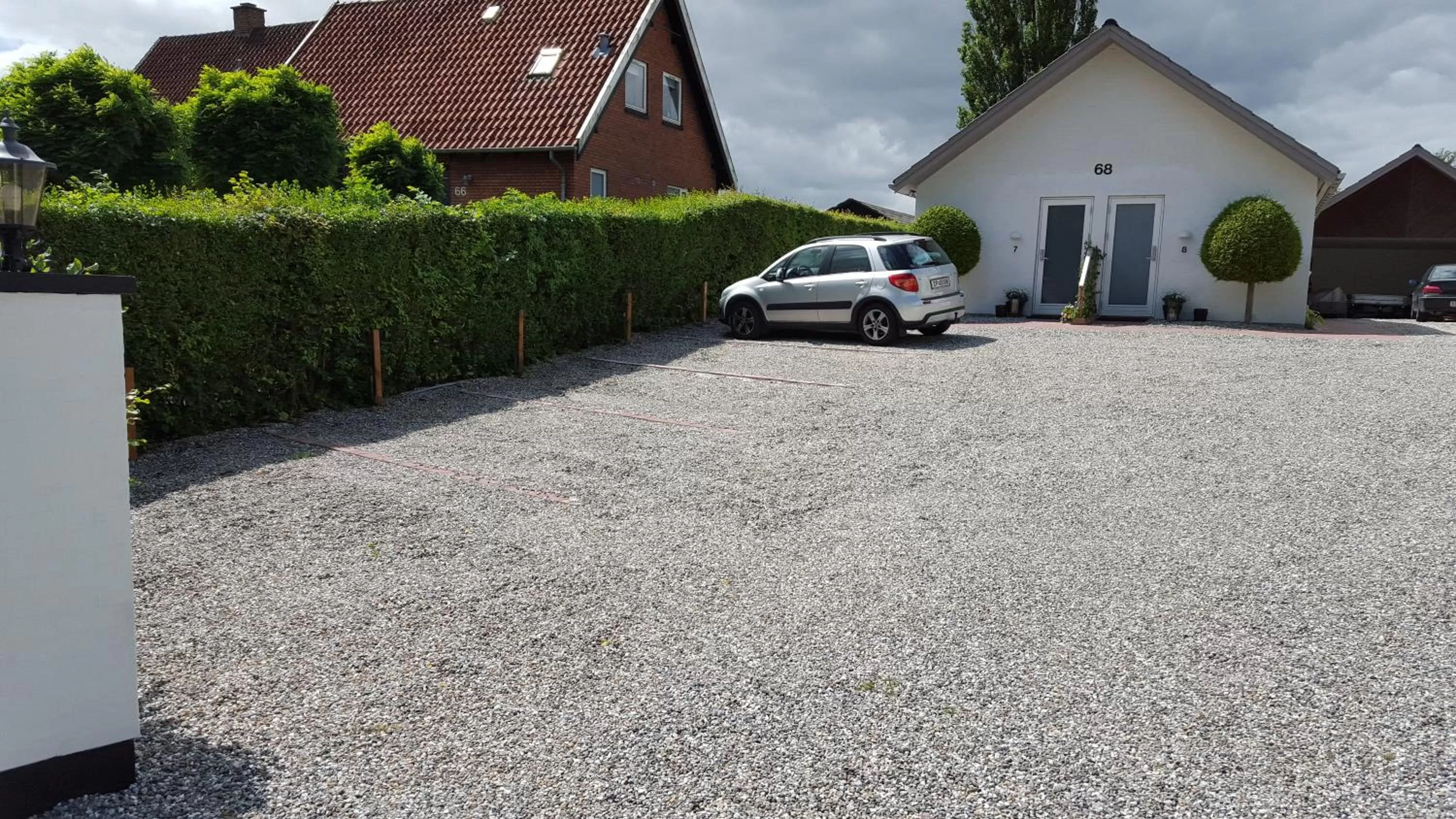 Facade/entrance, Property Building in EngholmBB