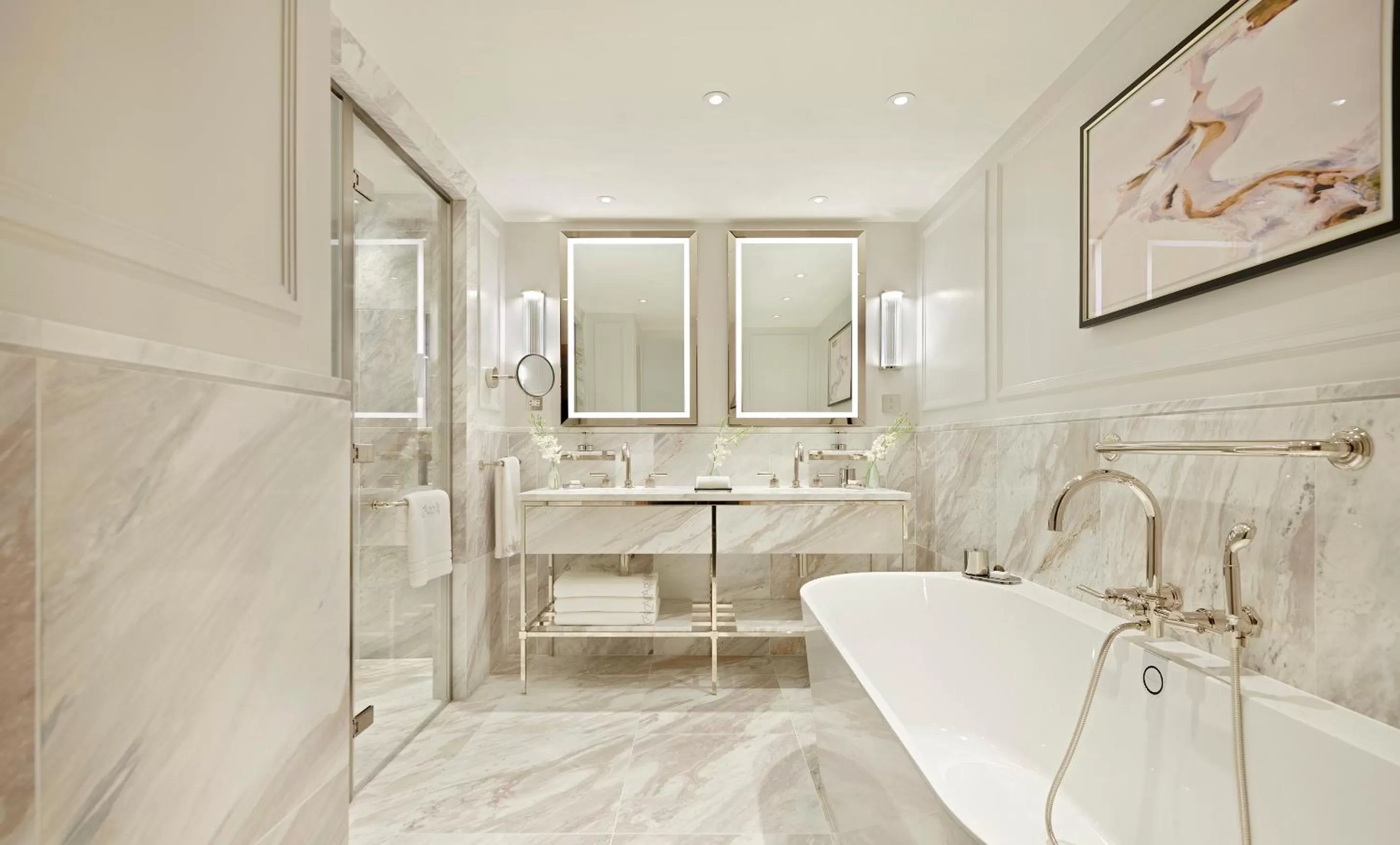Bathroom in Jumeirah Carlton Tower London
