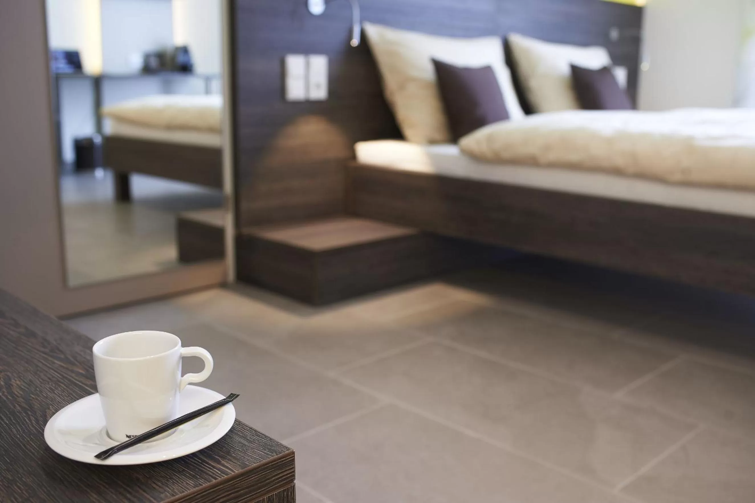 Decorative detail, Bed in eee Hotel Marchtrenk