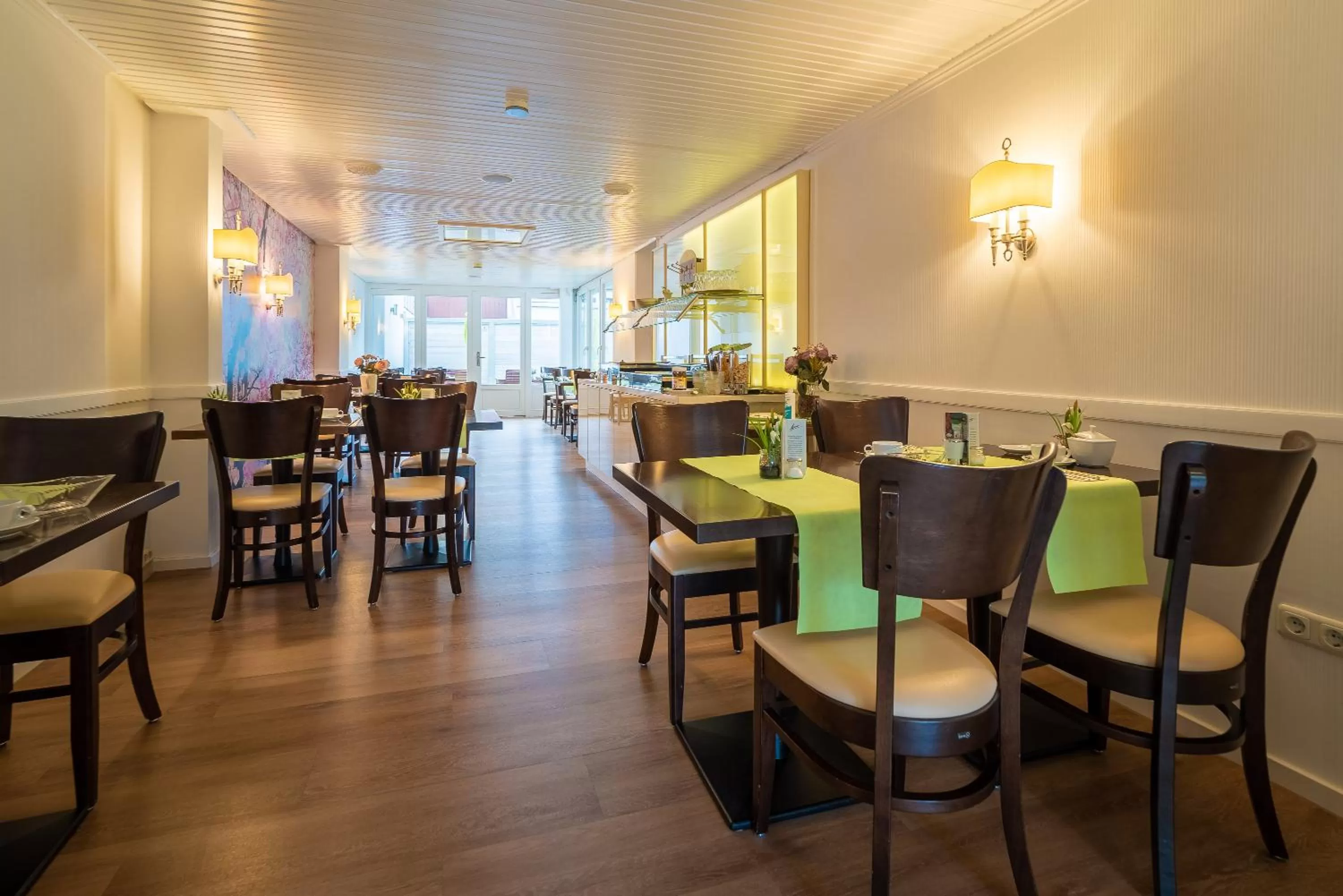 Restaurant/places to eat in Hotel zum Kuhhirten