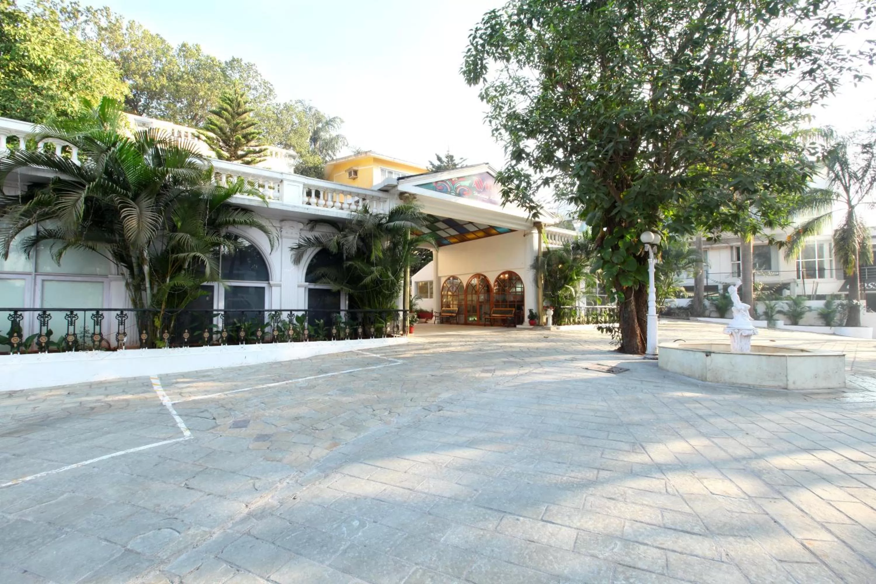 Facade/entrance in Avion Holiday Resort