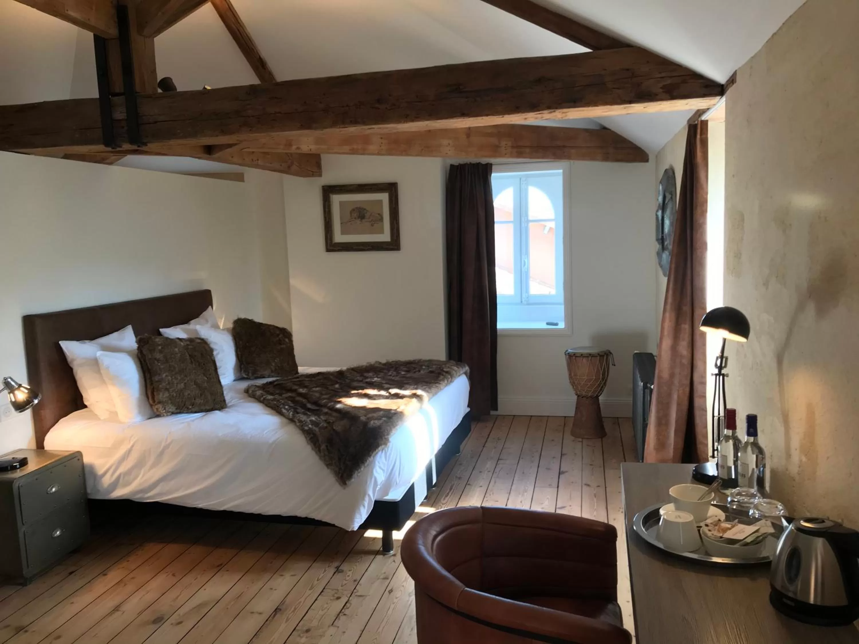 Coffee/tea facilities, Bed in Le Clos des Queyries, Chambres d'Hôtes