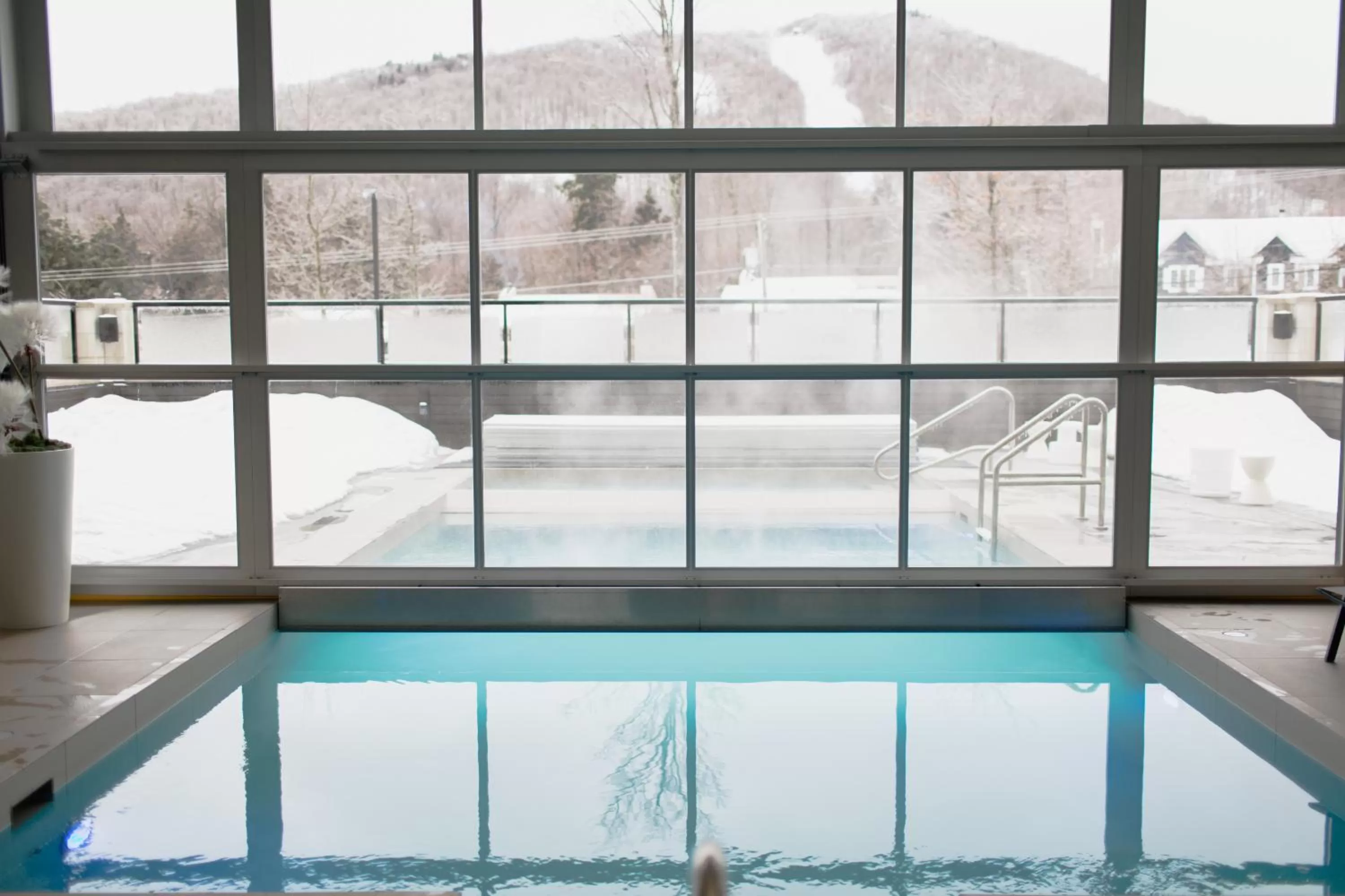 Swimming pool in Espace 4 Saisons