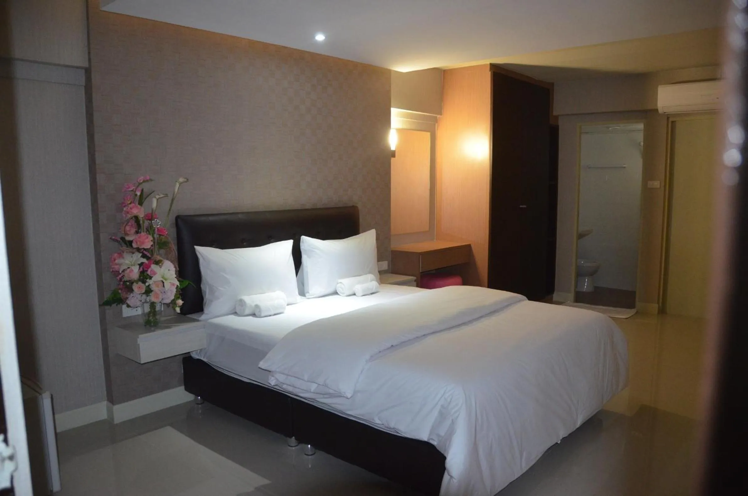 Photo of the whole room, Bed in NRC Residence