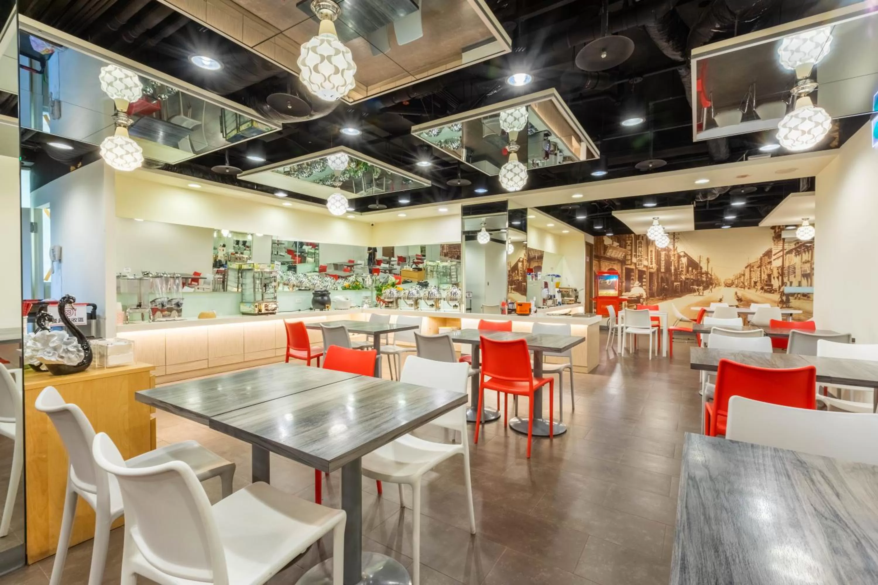 Restaurant/places to eat in CU Hotel Taipei