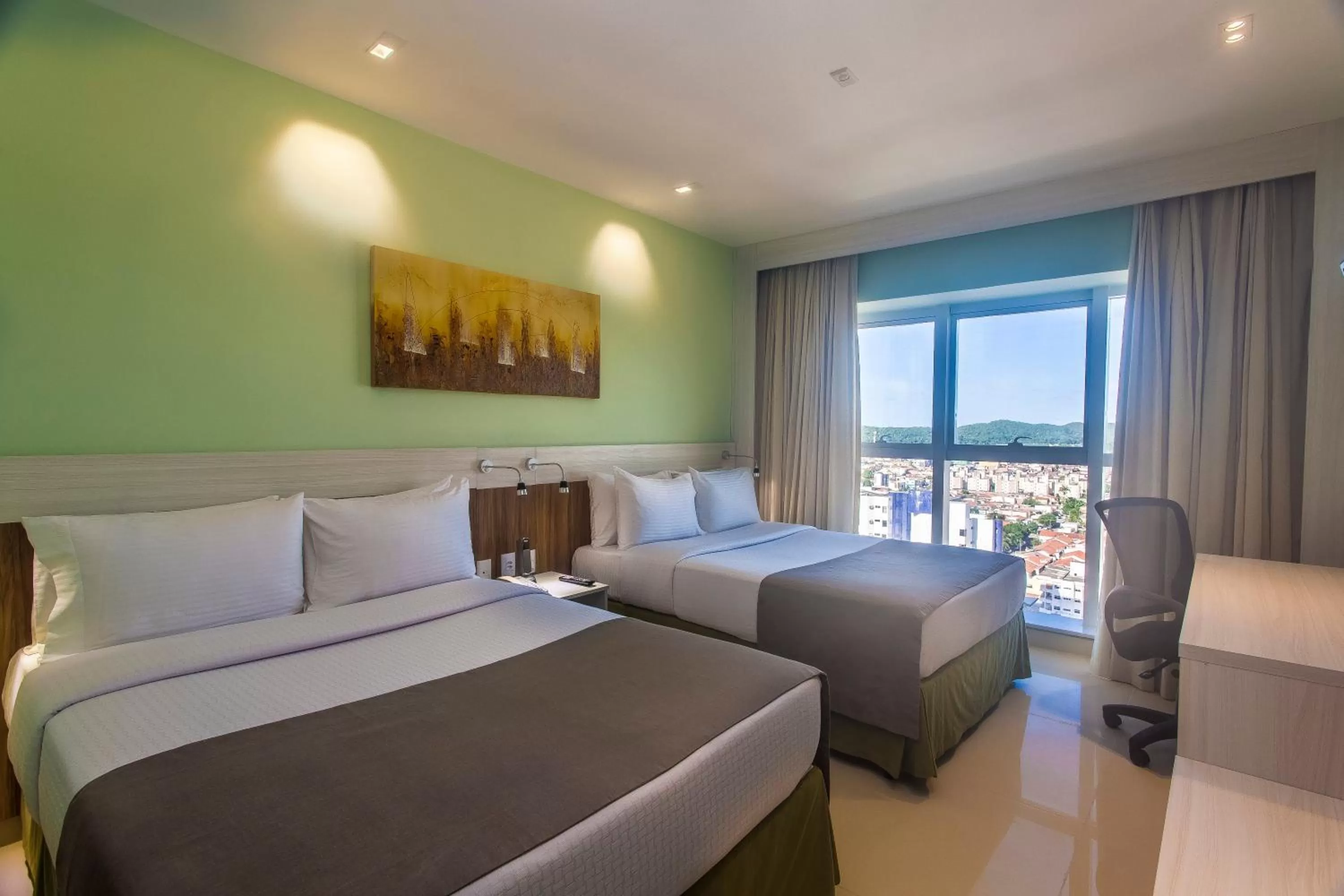 Photo of the whole room, Bed in Praiamar Arena