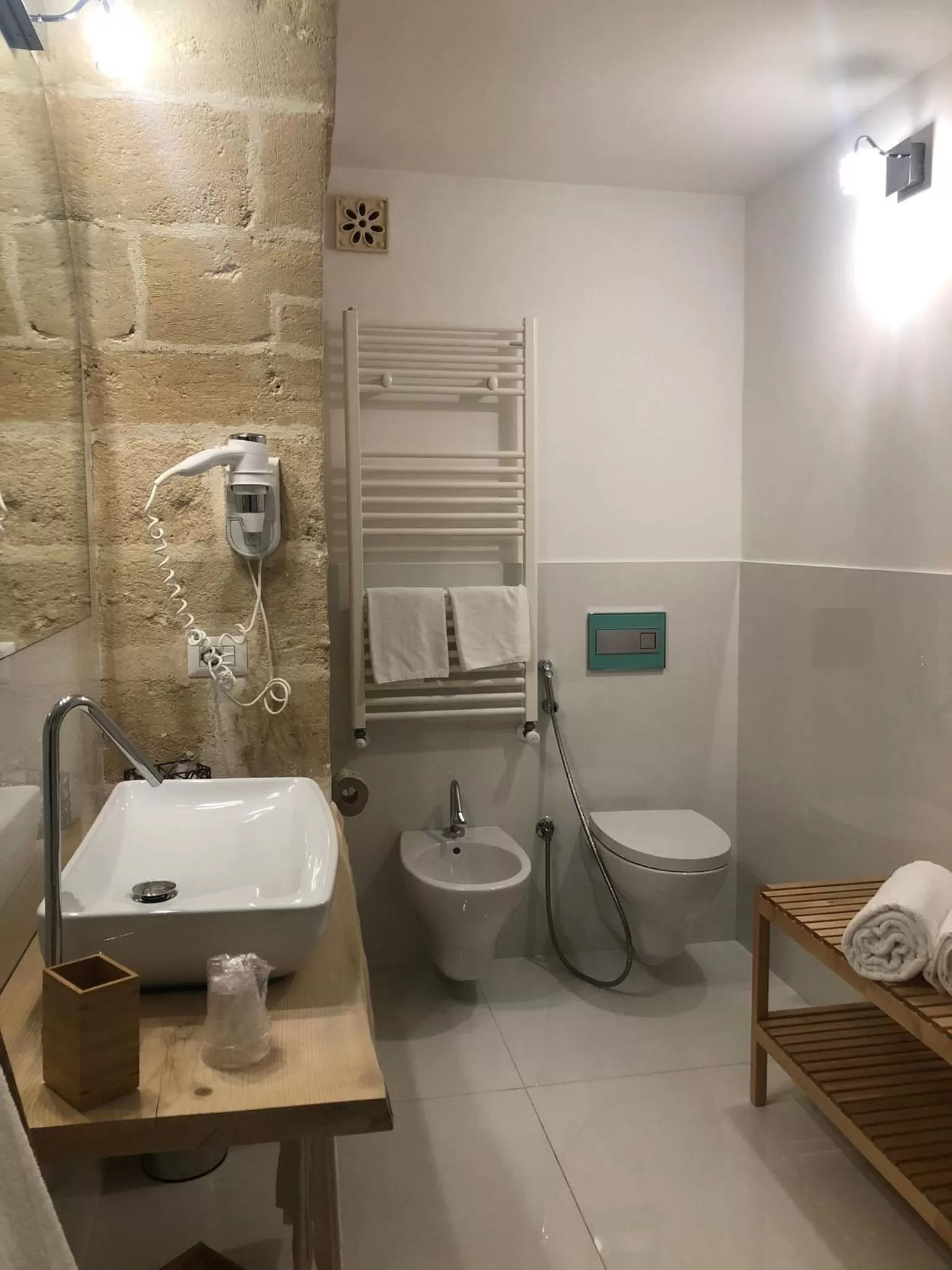 Bathroom in Recinto antico Sweet Rooms