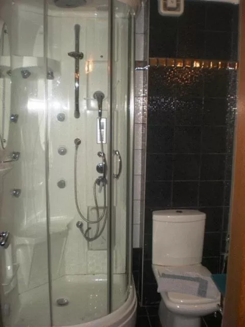 Bathroom in Achillion Palace