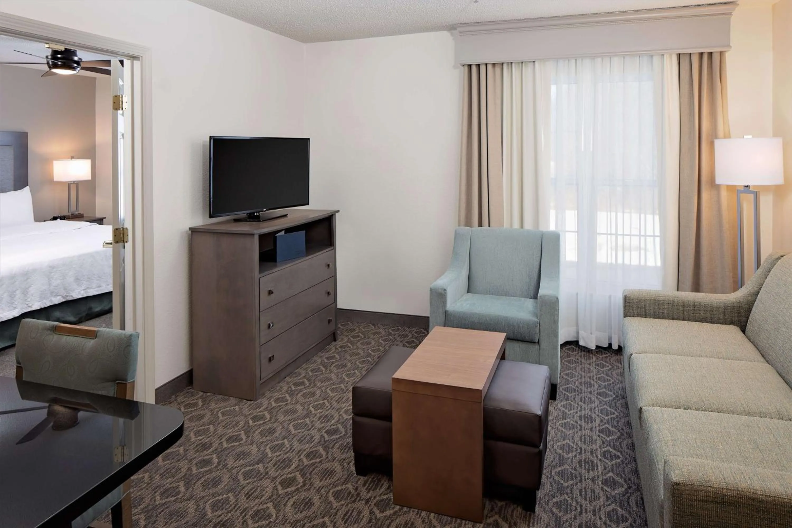 Living room, Bed in Homewood Suites by Hilton Minneapolis-Mall Of America