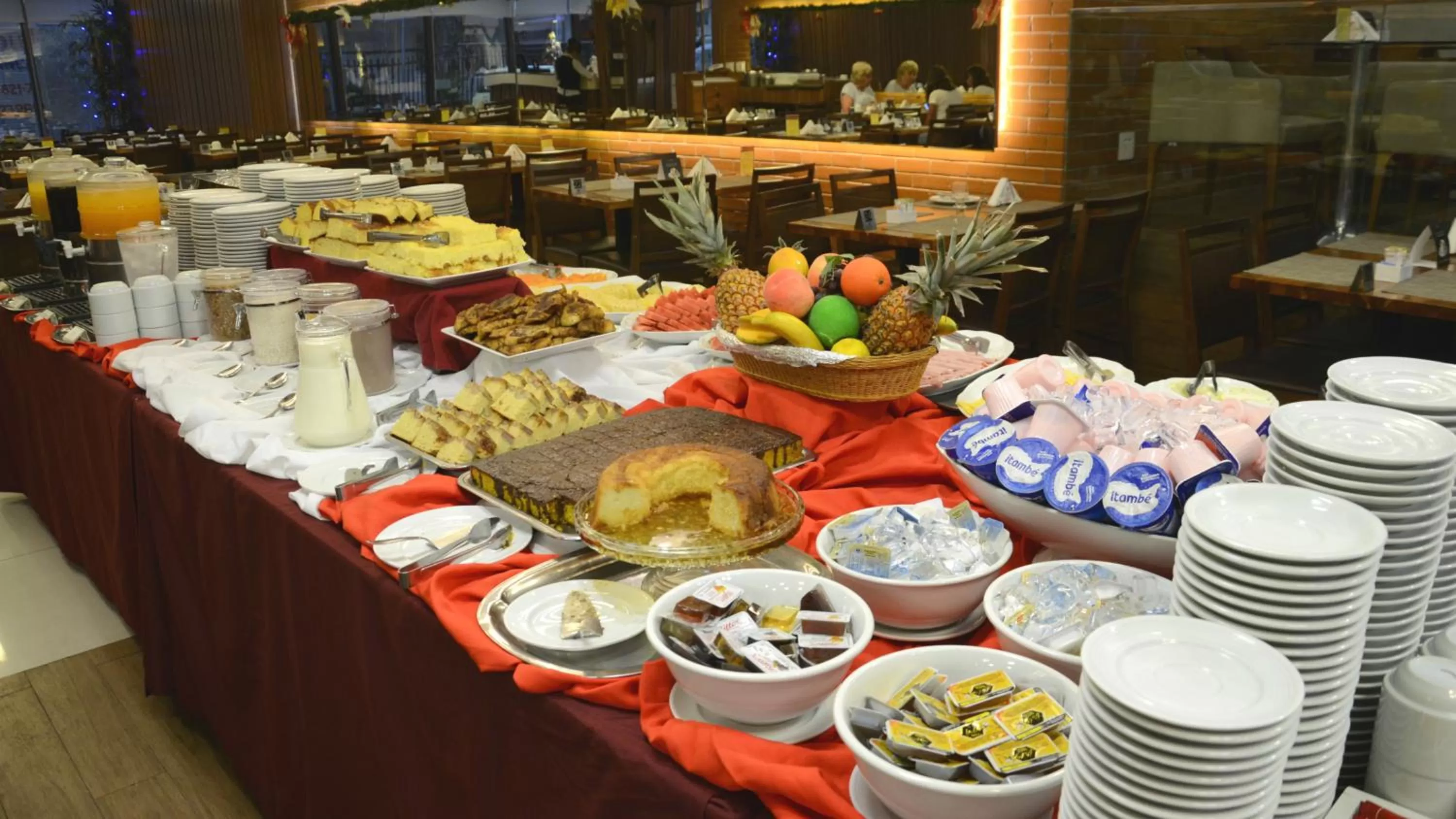 Buffet breakfast in Hotel Atlântico Rio