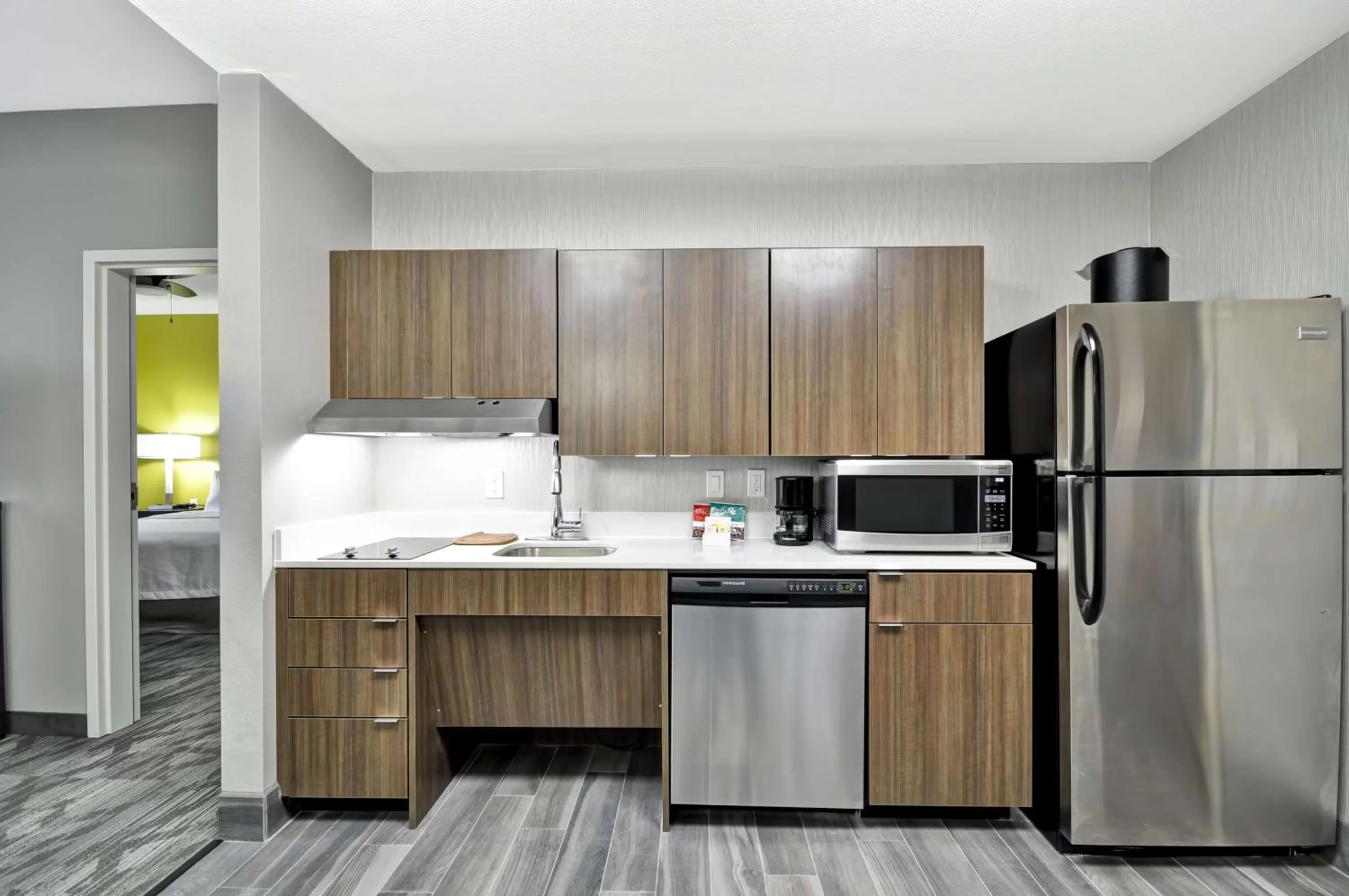Kitchen or kitchenette in Homewood Suites by Hilton Tyler