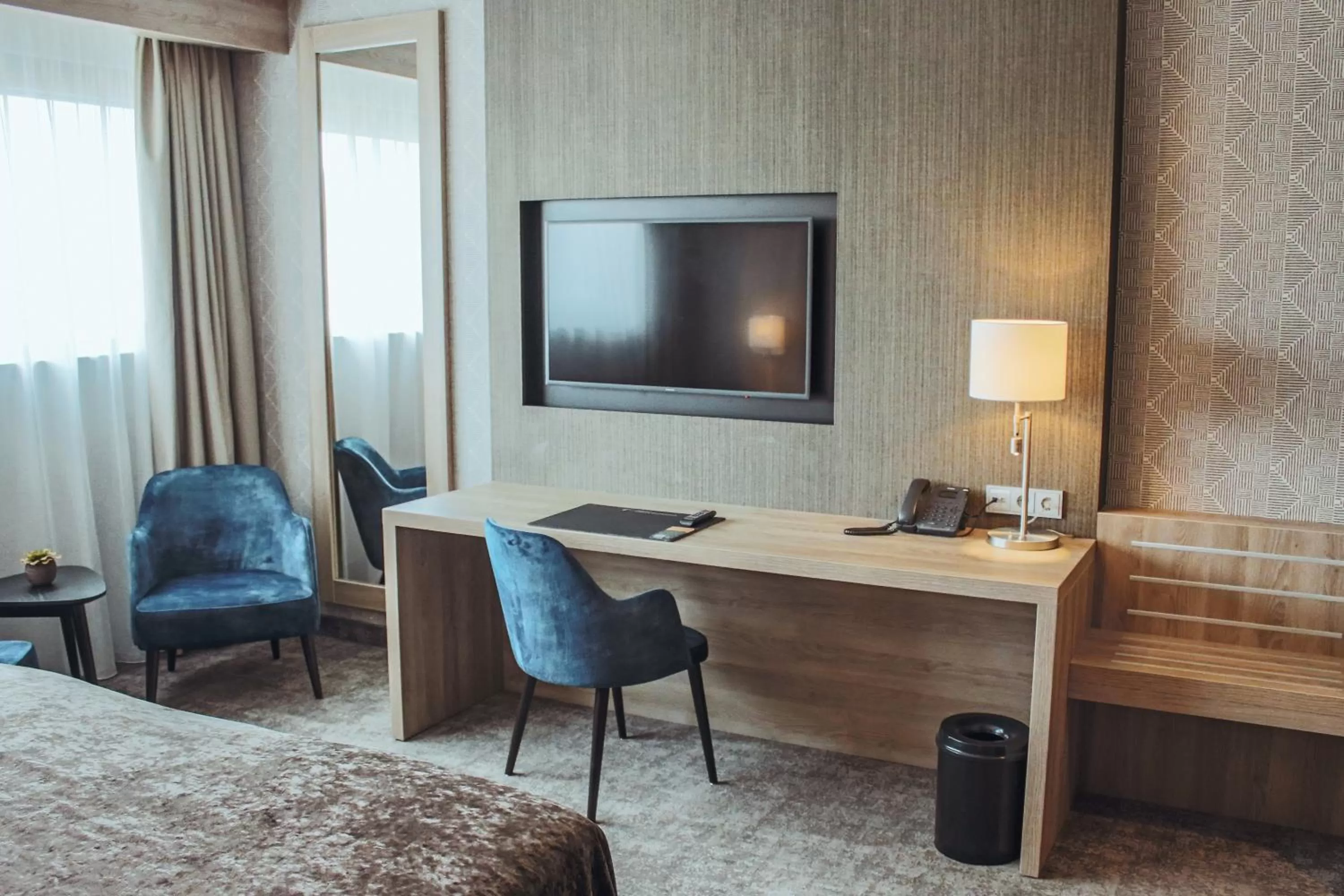 TV and multimedia, Bed in Van der Valk Hotel Breda