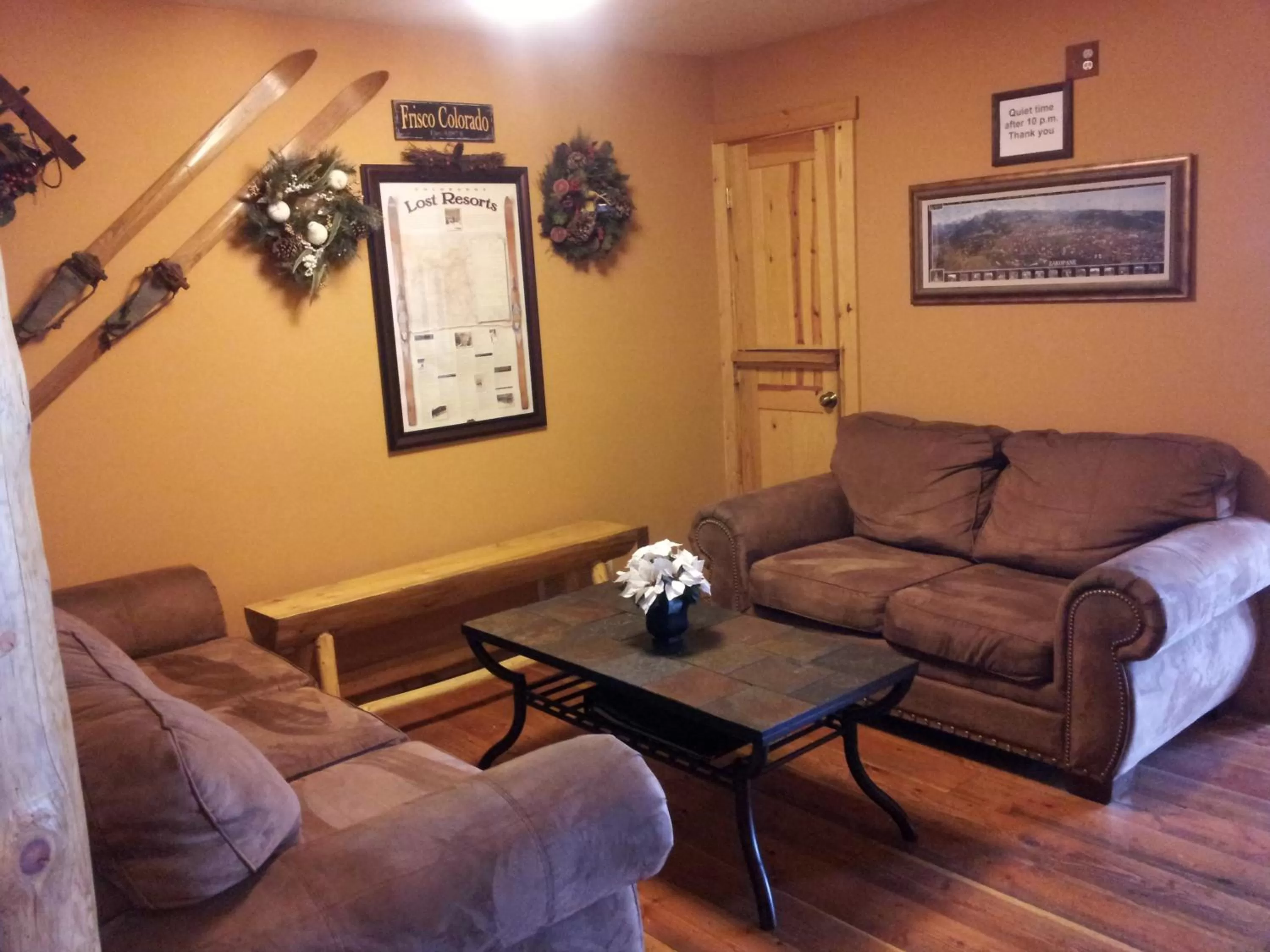 Lobby or reception in New Summit Inn