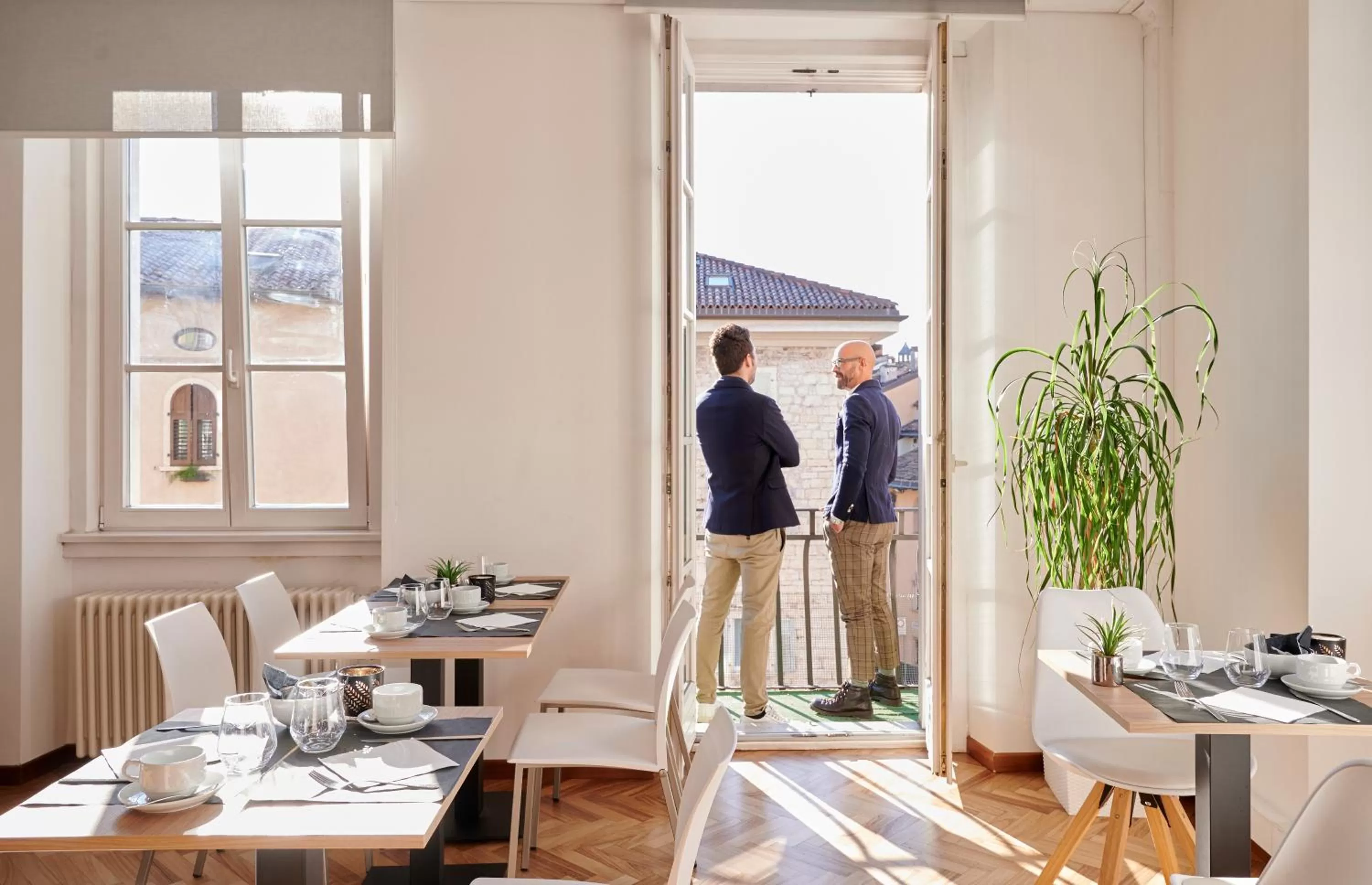 People in Lainez Rooms & Suites