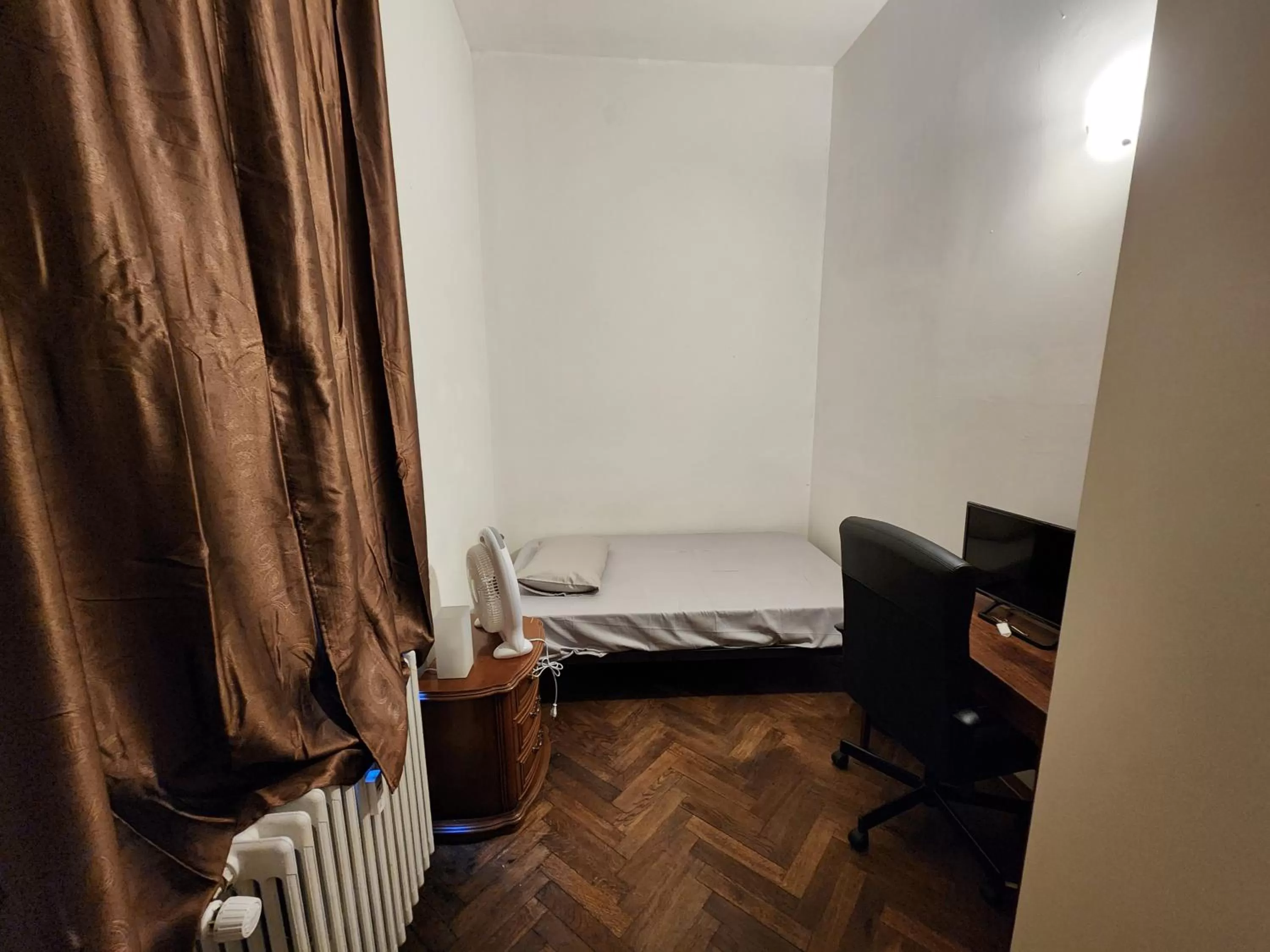 TV and multimedia, Bed in TATA HOMES