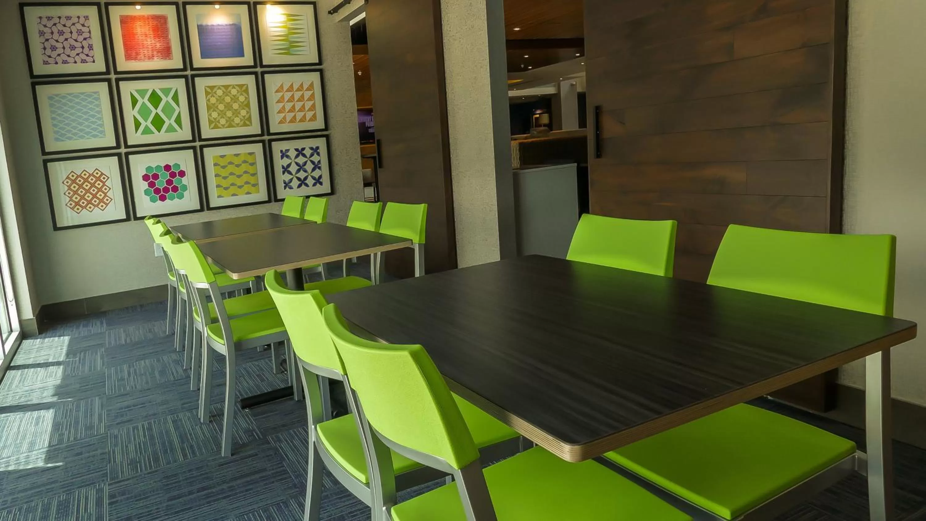 Meeting/conference room in Holiday Inn Express & Suites Miami Airport East by IHG